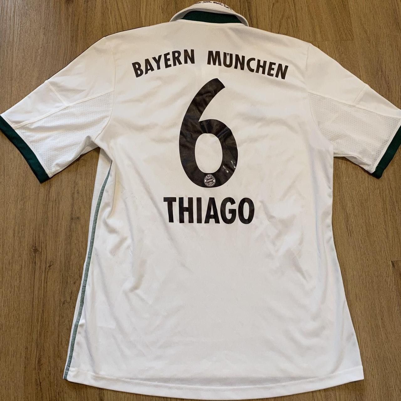 2013-14 *6 Thiago Bayern Munich Football Bundesliga Shirt