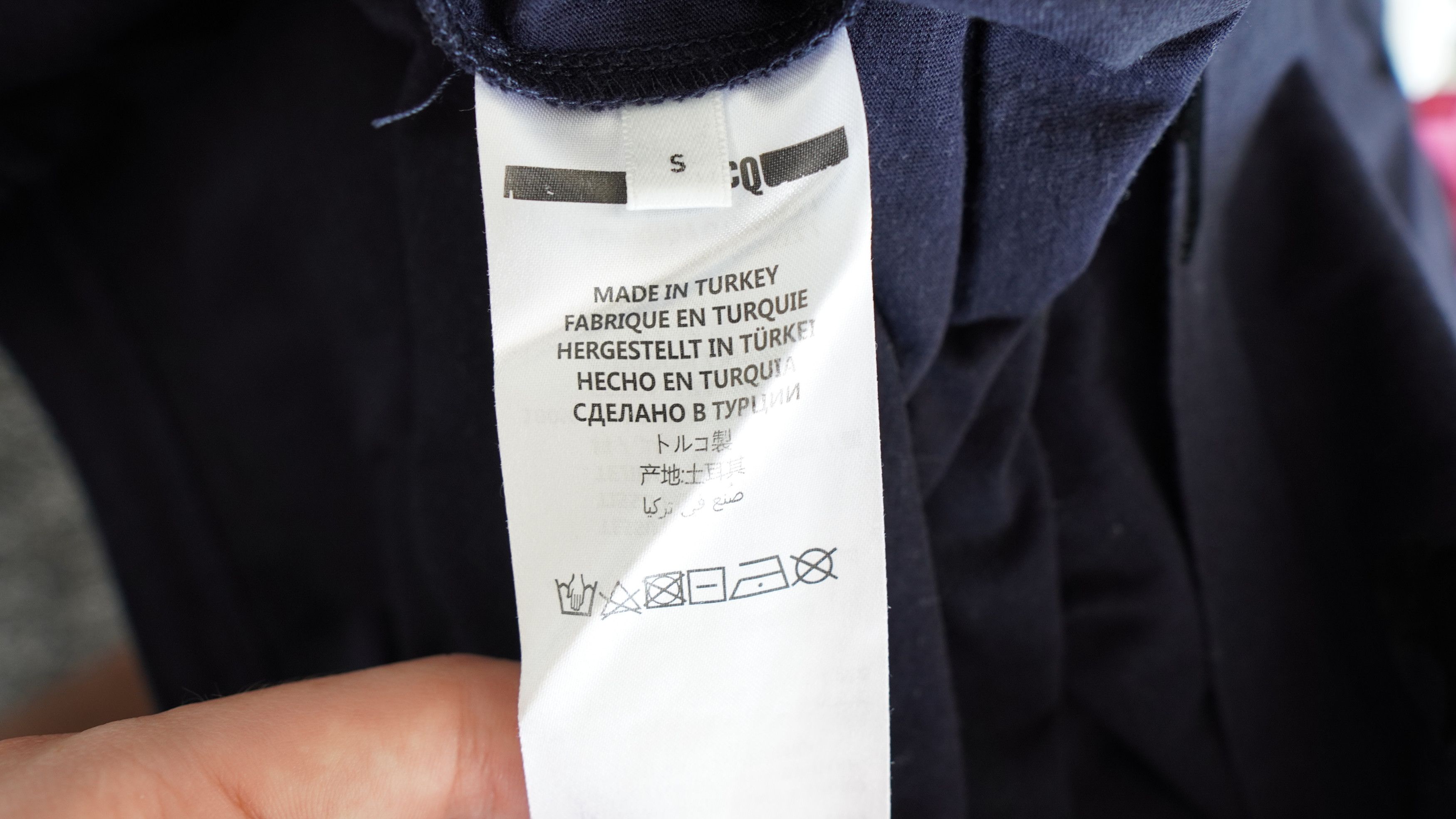 McQ Alexander McQueen Alexander McQueen MCQ Swallow Velvet Logo Tee T-shirt Size US S / EU 44-46 / 1 - 4 Thumbnail