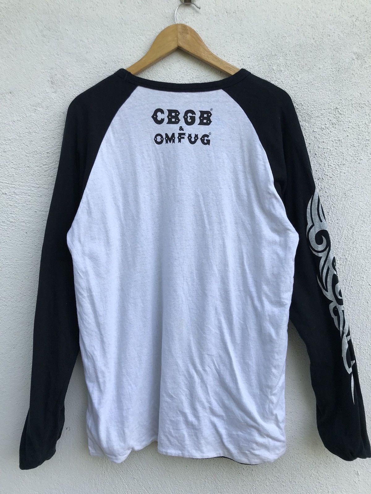 Band Tees CBGB OMFUG Reversible Crewneck Sweatshirt Big Logo Size US M / EU 48-50 / 2 - 17 Thumbnail