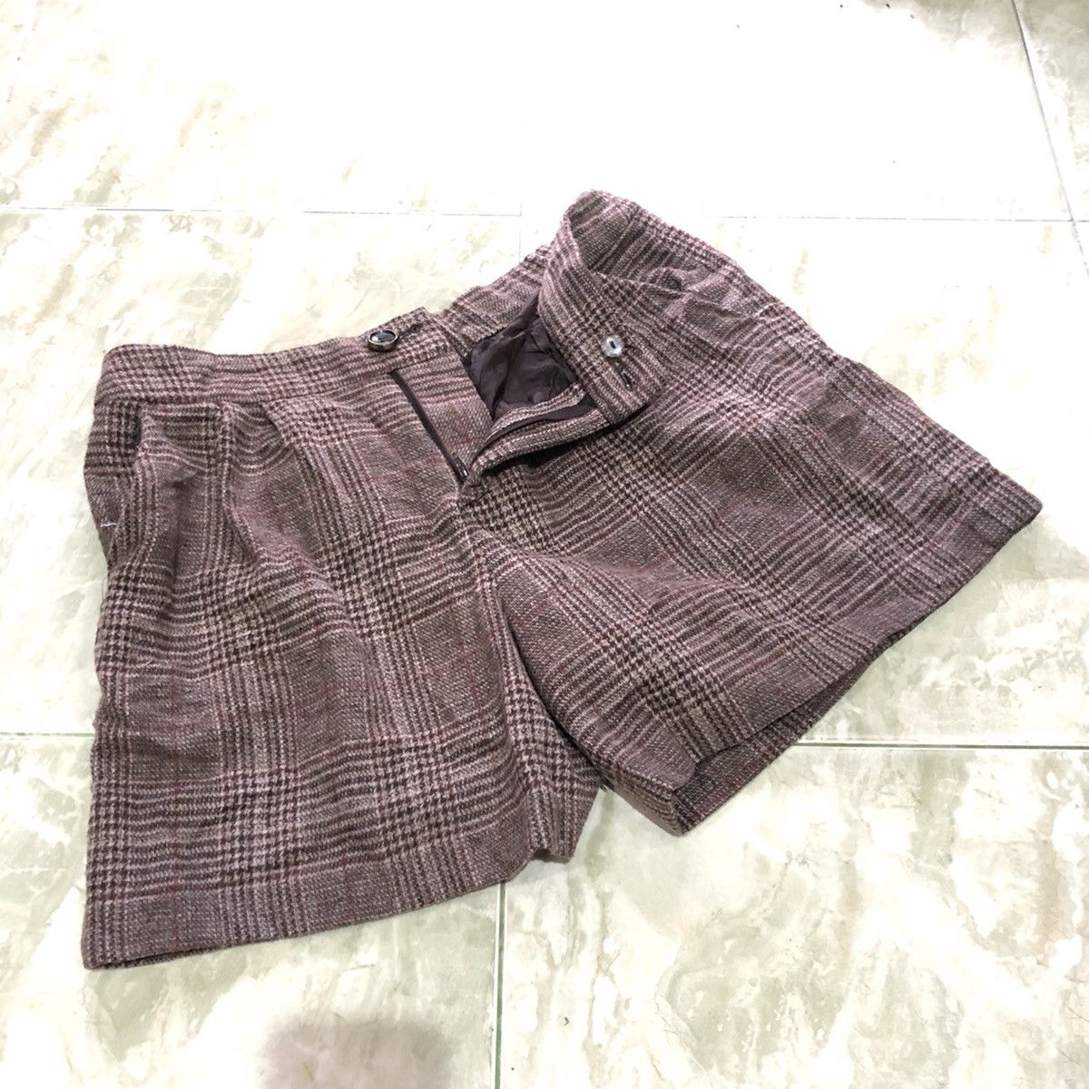 Japanese Brand Vintage Japanese Brand Wool Short Pants Size US 30 / EU 46 - 3 Thumbnail