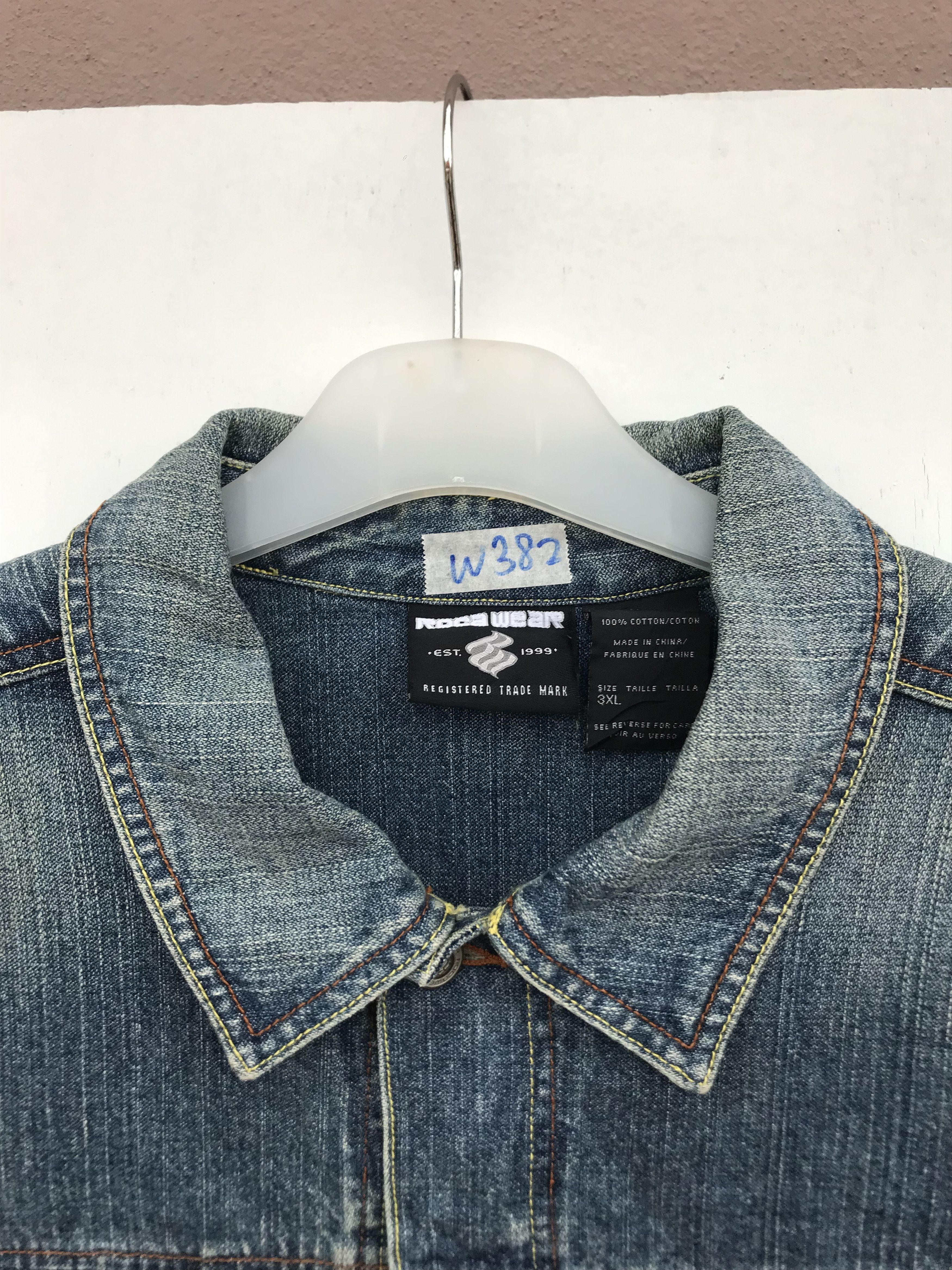 Other STEAL!! ROCA WEAR DENIM JACKET Size US XXL / EU 58 / 5 - 3 Thumbnail