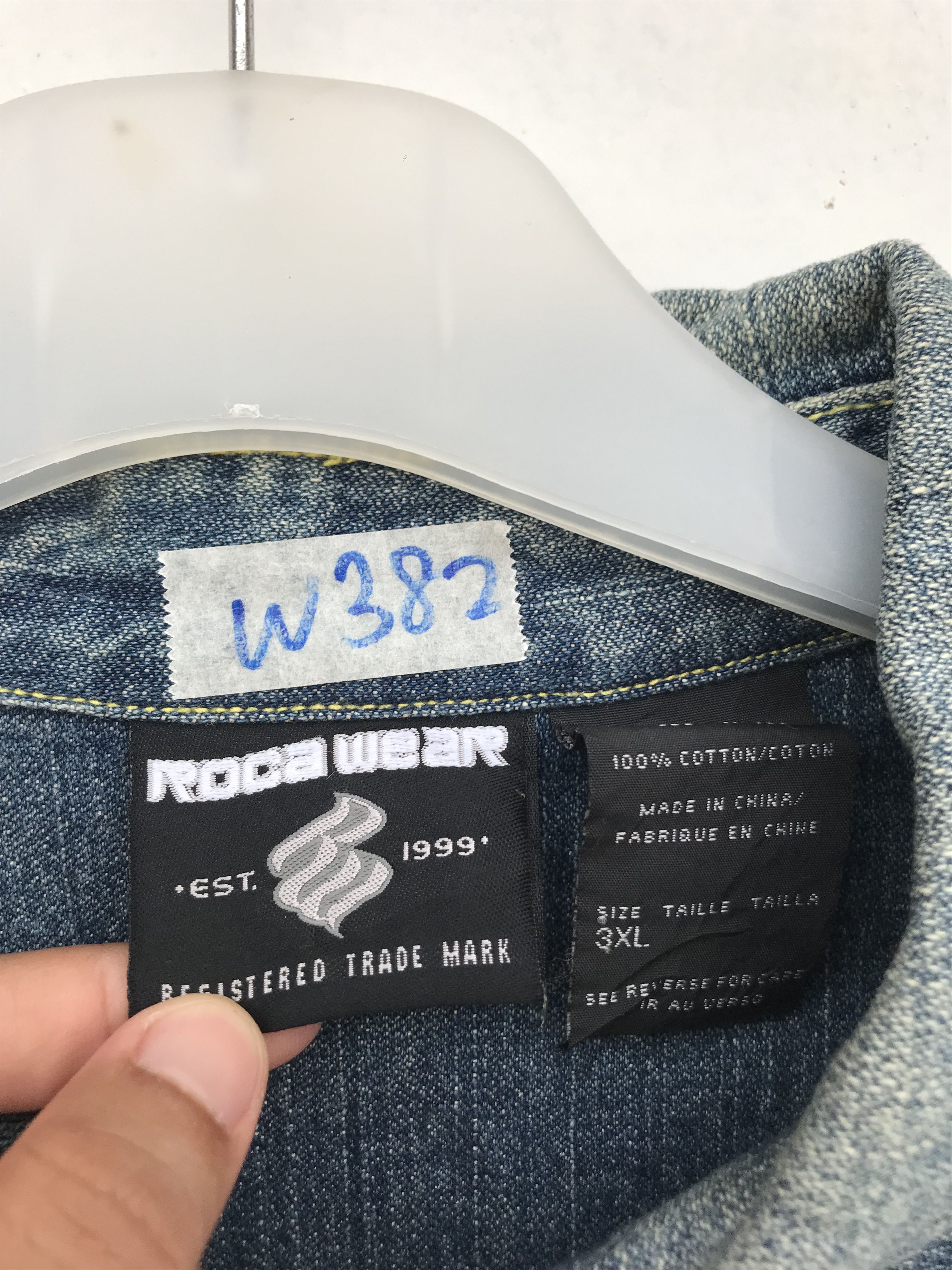 Other STEAL!! ROCA WEAR DENIM JACKET Size US XXL / EU 58 / 5 - 4 Thumbnail