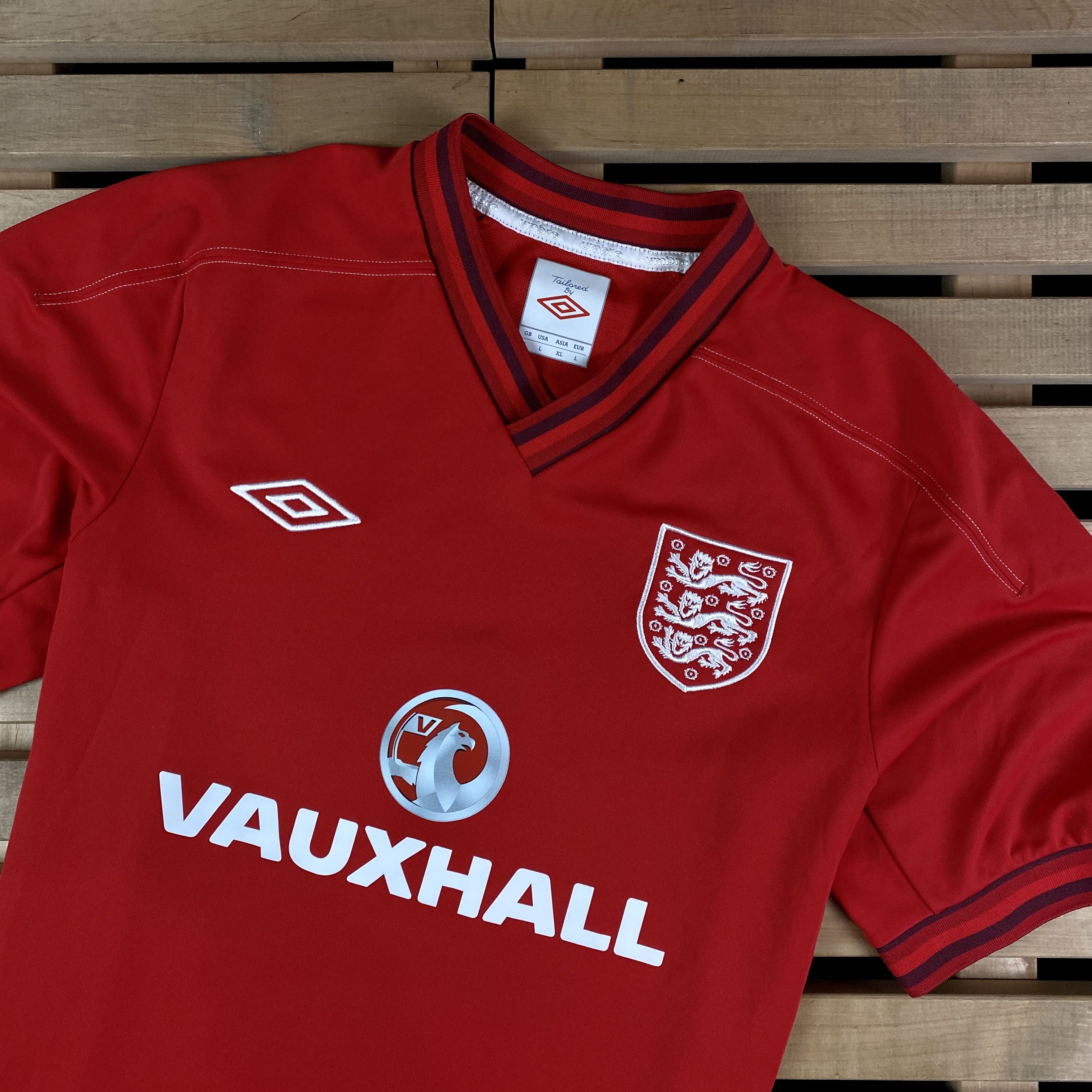 Umbro Mens Football Shirt Jersey Umbro England Size L Size US L / EU 52-54 / 3 - 2 Thumbnail
