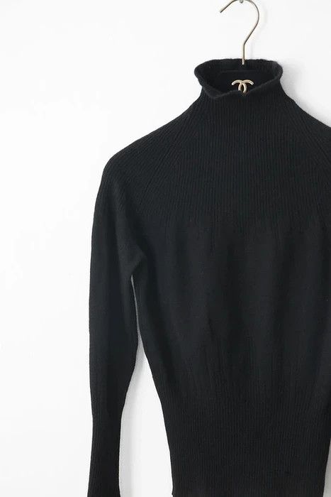 Alexander McQueen Vintage wool sweater Size L / US 10 / IT 46 - 2 Thumbnail