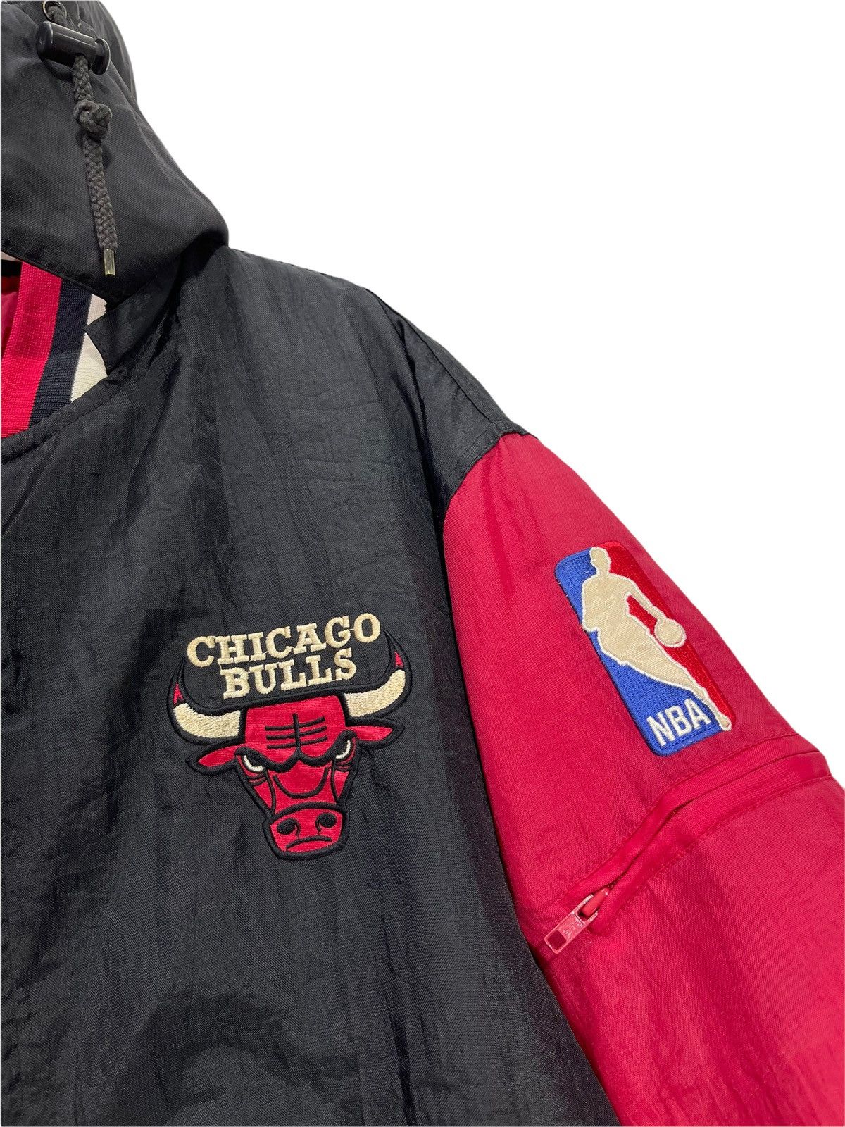 NBA × Vintage Chicago Bull Reversible Jacket Padded 7🟩 Size US XL / EU 56 / 4 - 4 Thumbnail
