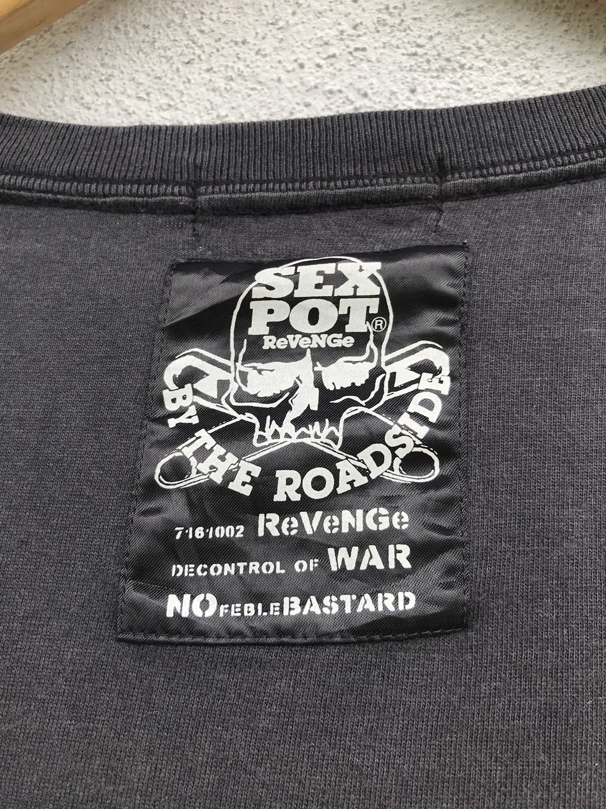 Japanese Brand Japanese Brand Sex Pot Revenge Punk Ramones Logo LS Shirts Size US XS / EU 42 / 0 - 6 Thumbnail