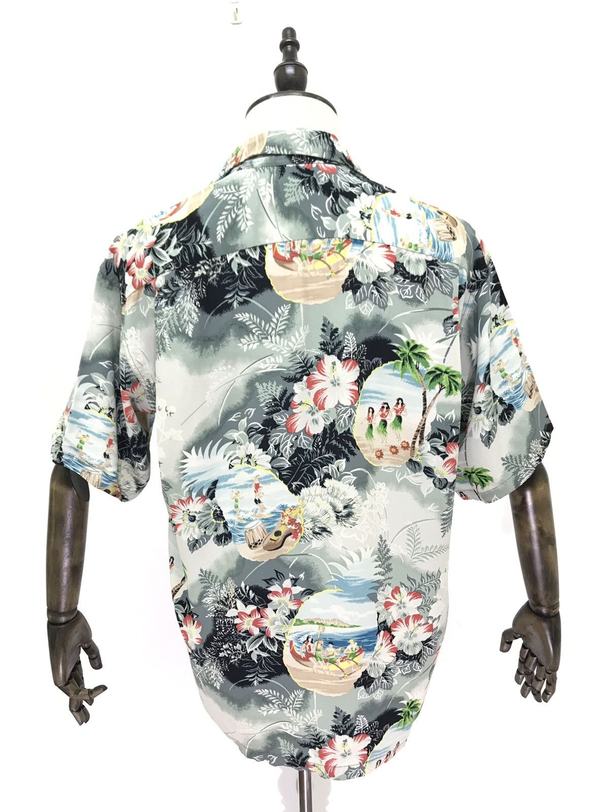 Sun Surf 🌴Sun Surf 100% Rayon Crepe Kimono Beach Hawaiian Shirt Size US M / EU 48-50 / 2 - 7 Thumbnail