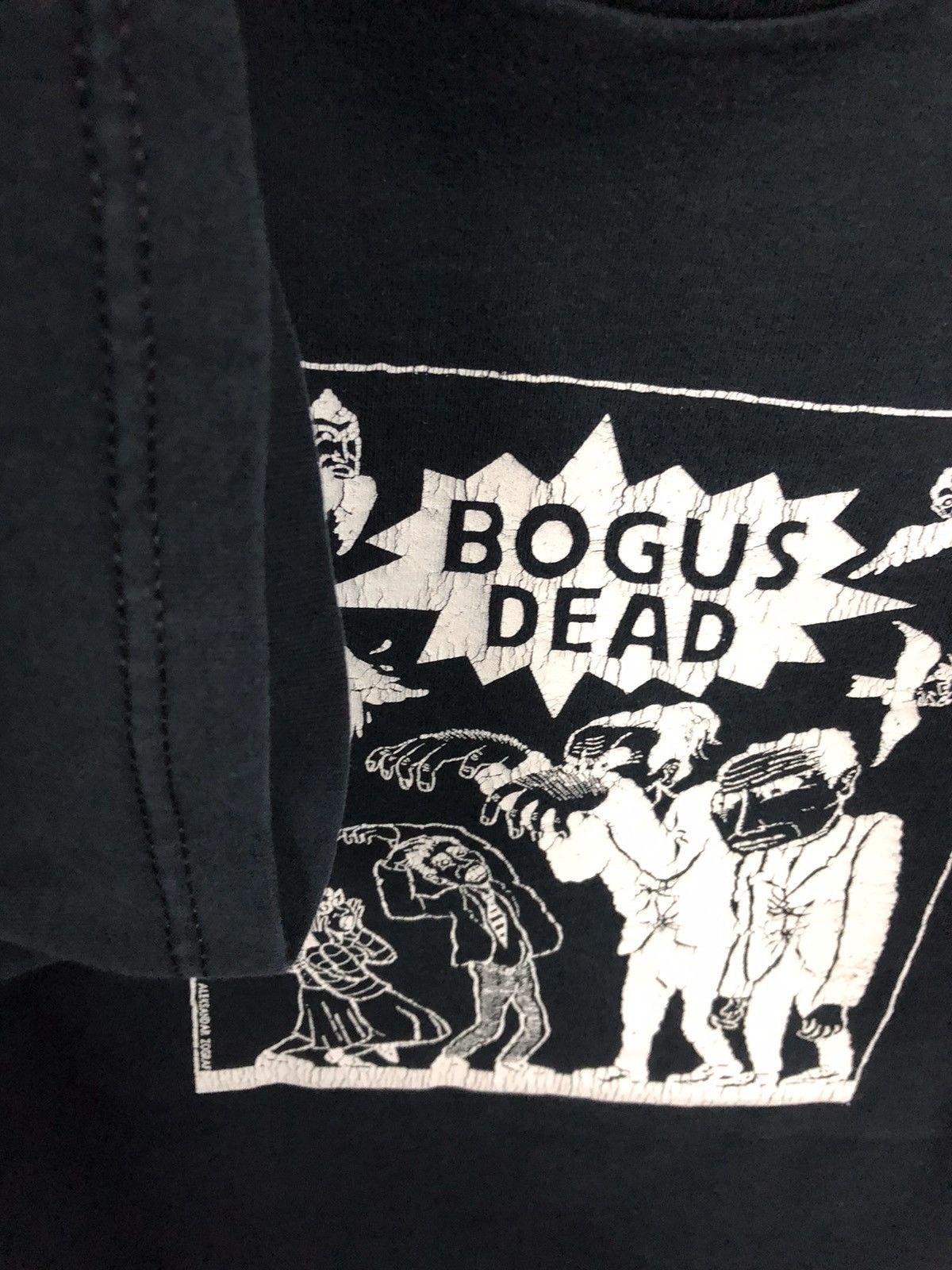 Expert Horror × Vintage Vintage 00s Bogus Dead Zombies By Aleksandar Zograf Shirt Size US L / EU 52-54 / 3 - 5 Thumbnail