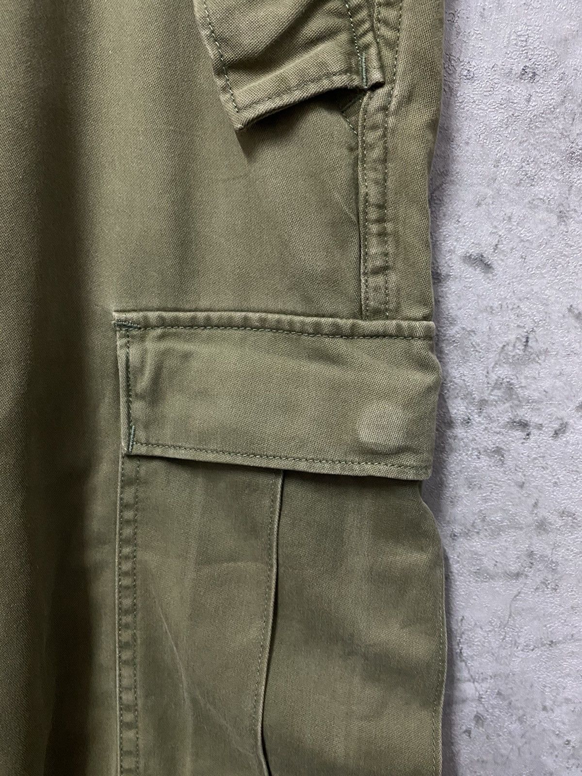 Hysteric Glamour Vintage Hysteric Glamour Cargo Shorts 3quarter Pants Size US 33 - 11 Thumbnail