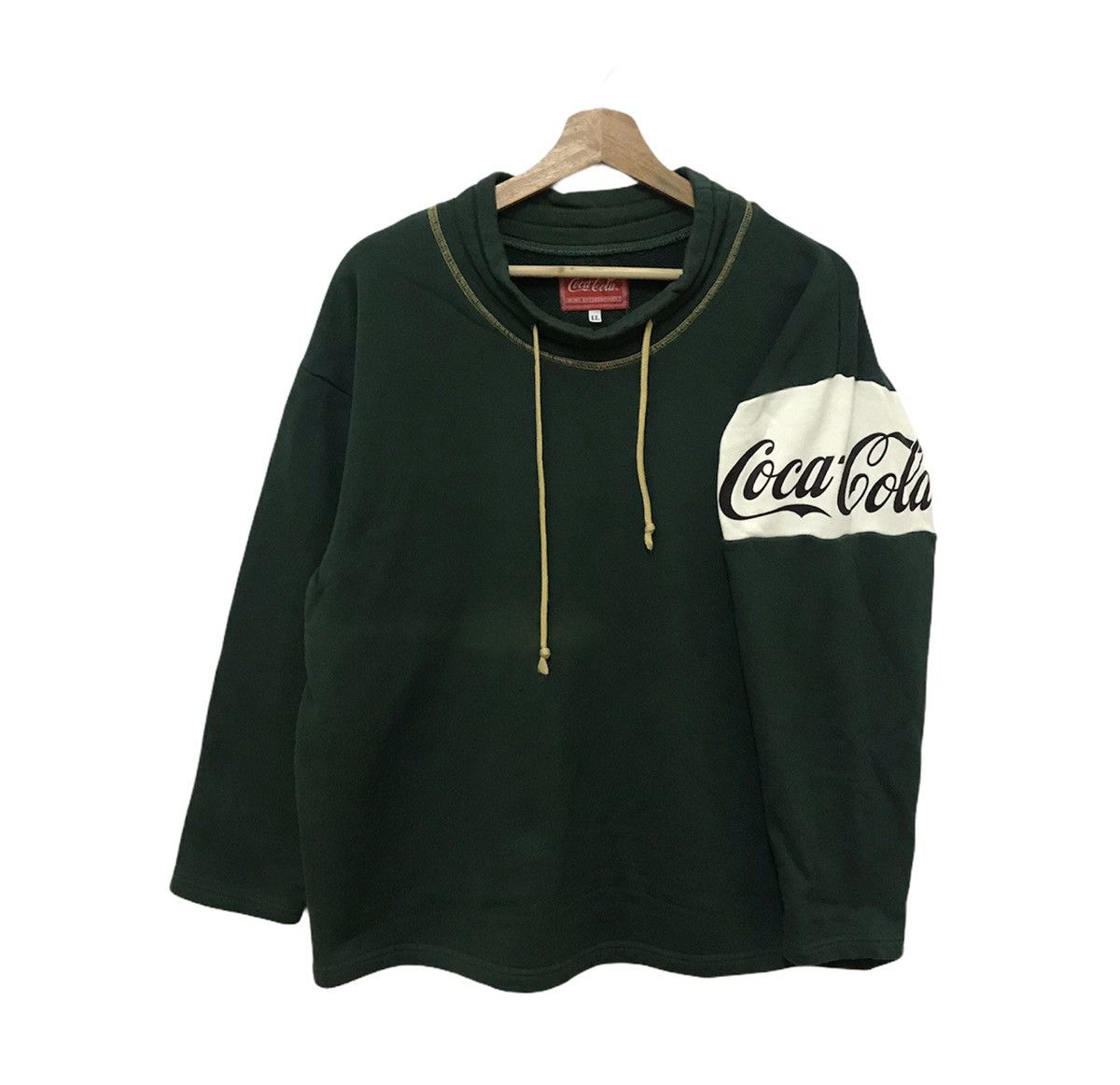 Coca Cola Vintage Coca Cola Sweatshirt Big Logo Nice Design Size US XL / EU 56 / 4 - 1 Thumbnail