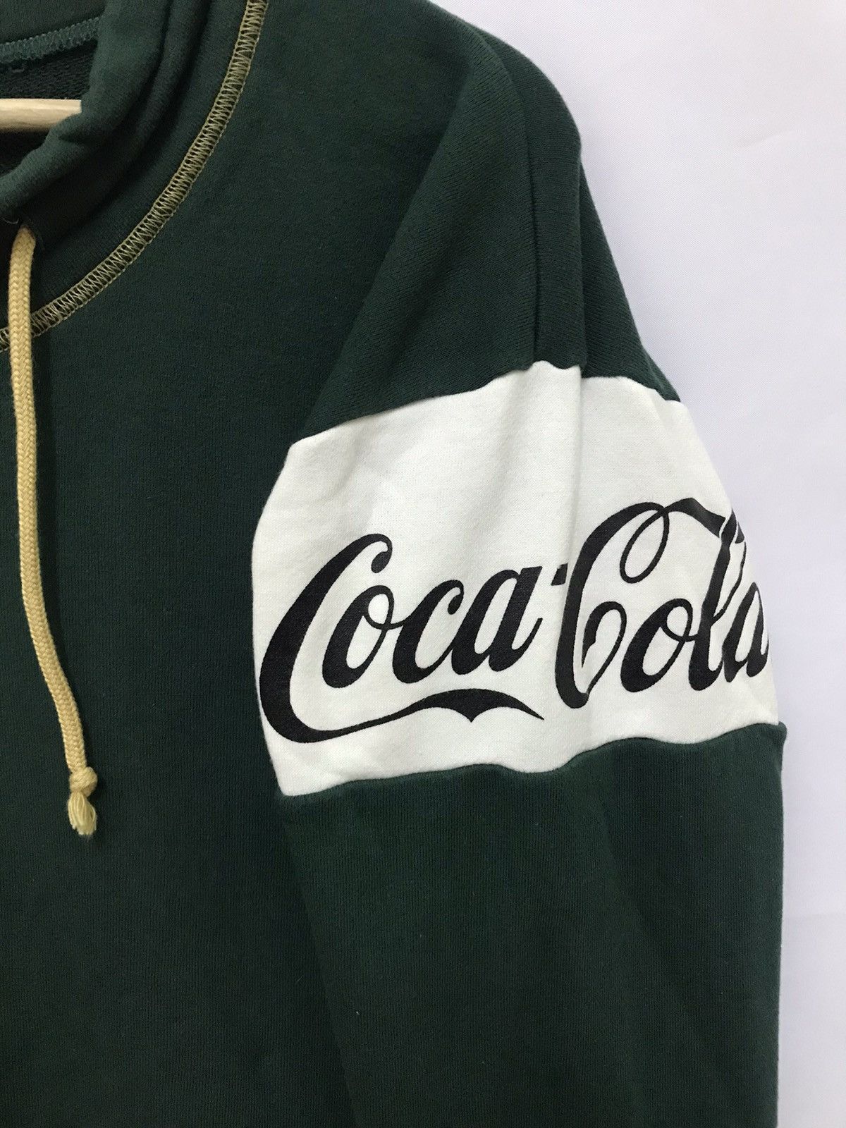 Coca Cola Vintage Coca Cola Sweatshirt Big Logo Nice Design Size US XL / EU 56 / 4 - 4 Thumbnail