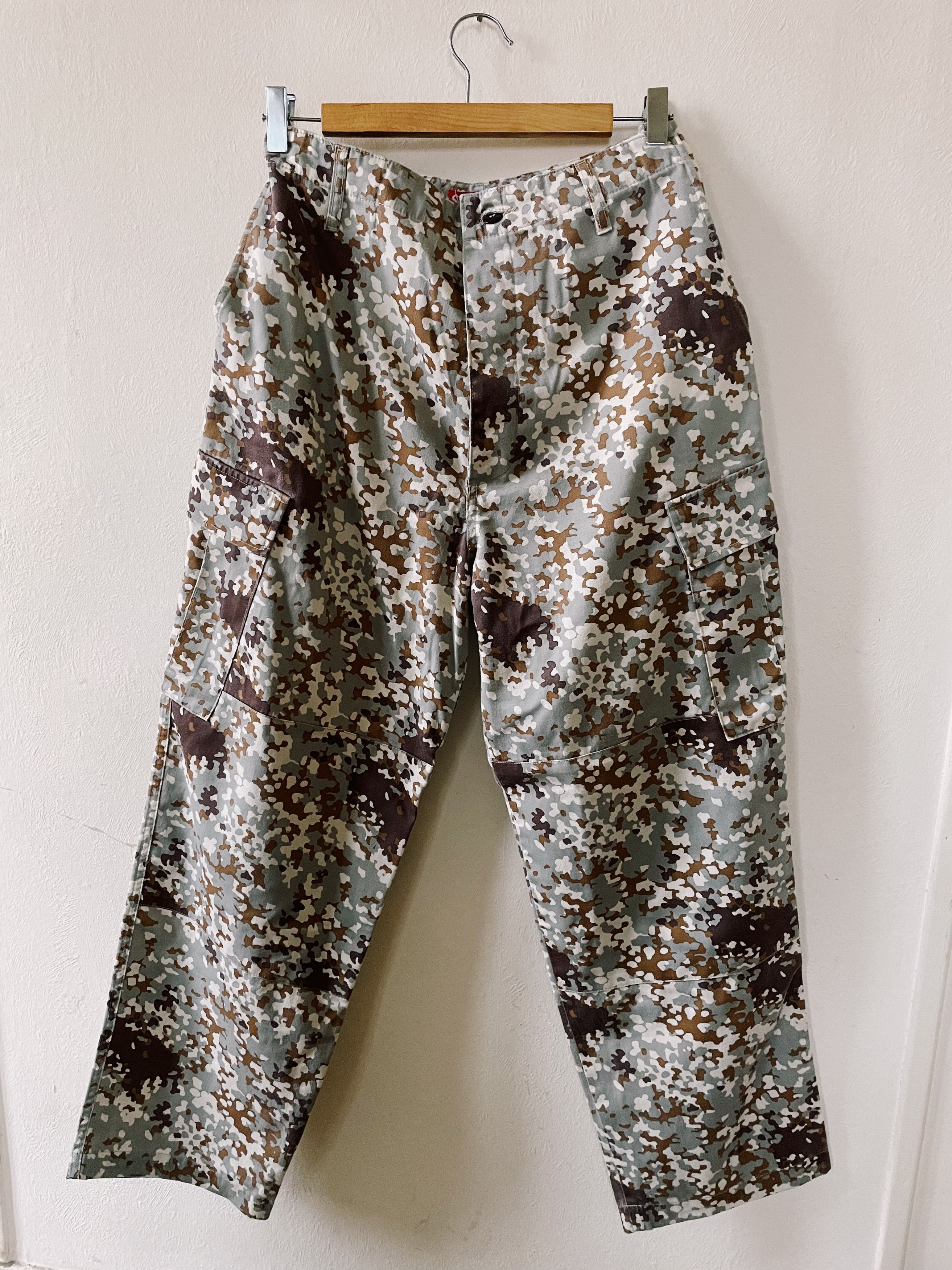 Supreme Vintage Supreme 2002 Desert Arid Flecktarn German Camo Cargo Size US 32 / EU 48 - 2 Thumbnail
