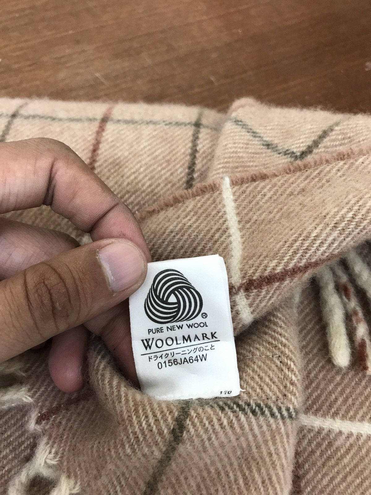 Burberry 🐎Burberry London Wool Scarf Embroidery Iconic Logo Tartan Size ONE SIZE - 6 Thumbnail