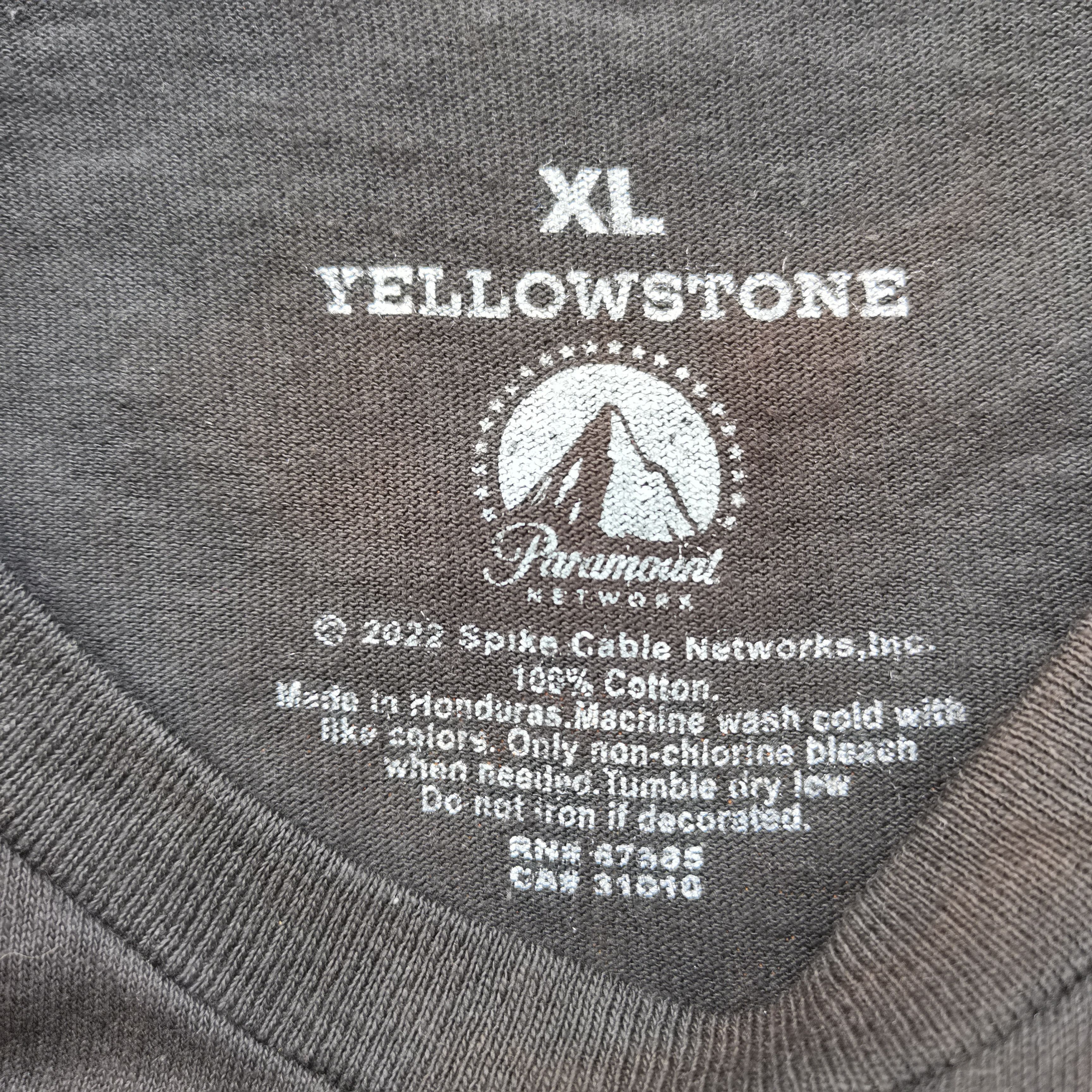 Vintage Steals🔥 YELLOWSTONE Sun Faded Tshirt Size US XL / EU 56 / 4 - 5 Thumbnail