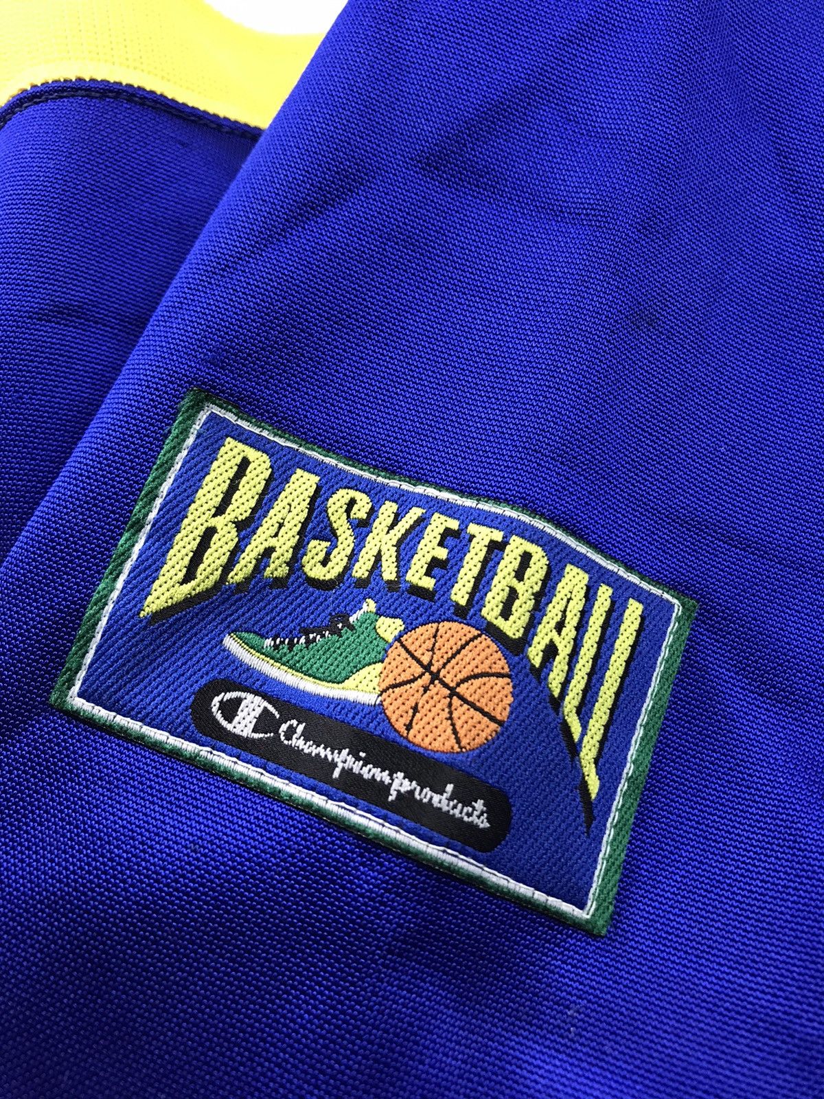 Champion × Vintage 🔥BEST OFFER🔥VINTAGE CHAMPION BASKETBALL TEAM Size US L / EU 52-54 / 3 - 6 Thumbnail