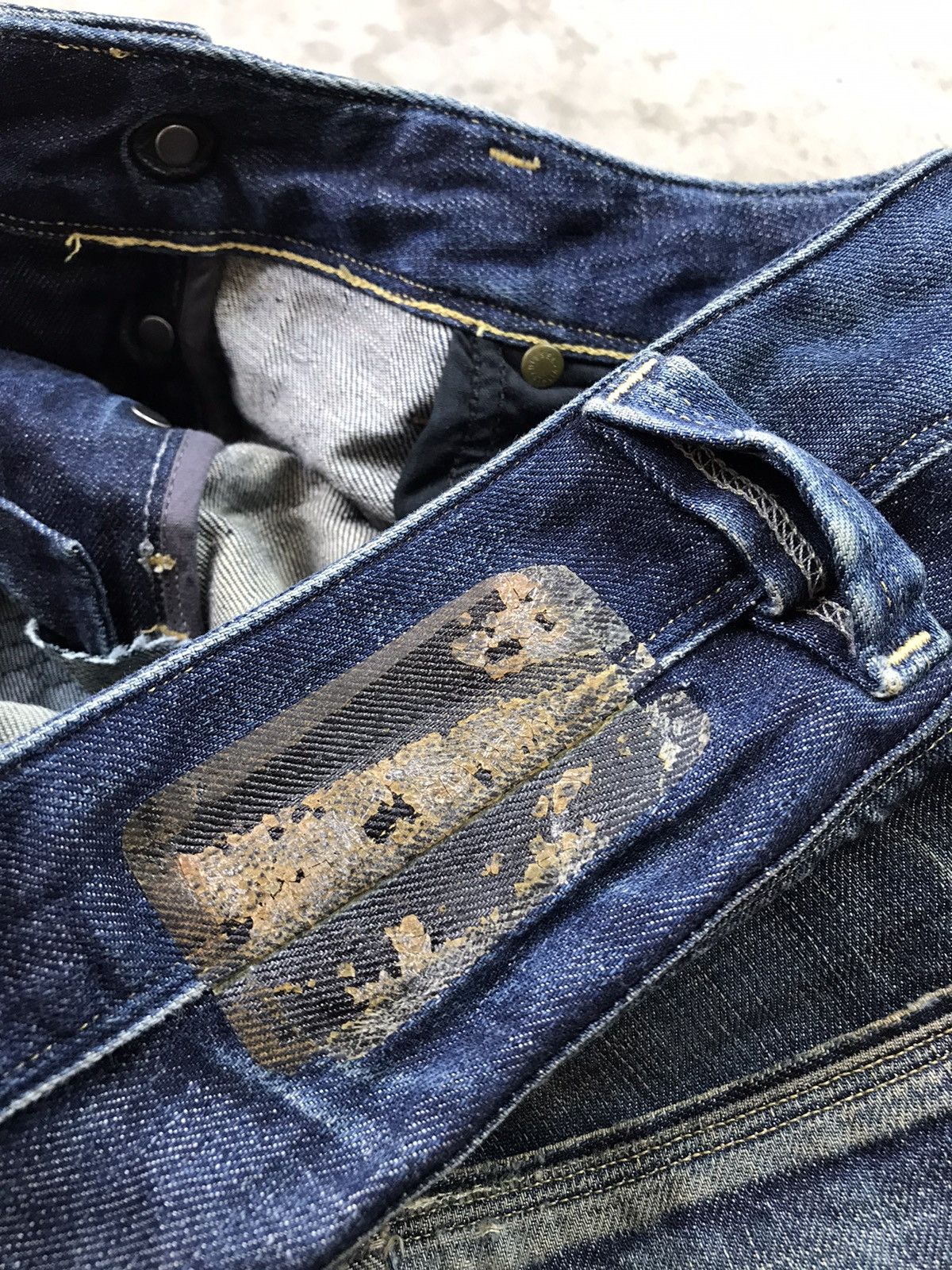 Diesel Black Gold DIESEL BLACK GOLD YELLOW LINE SELVEDGE ITALIAN MADE Size US 31 - 11 Thumbnail