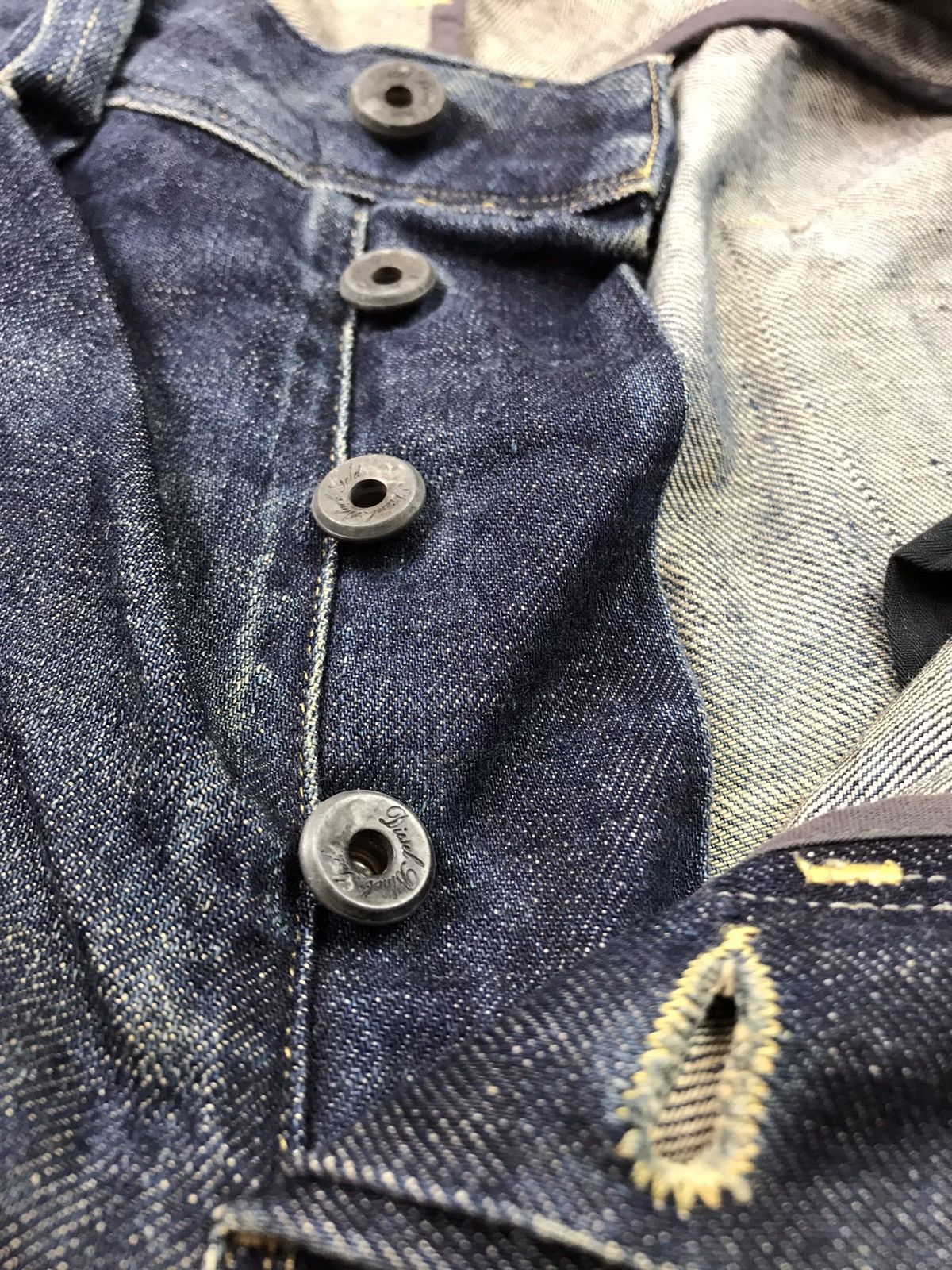 Diesel Black Gold DIESEL BLACK GOLD YELLOW LINE SELVEDGE ITALIAN MADE Size US 31 - 10 Thumbnail