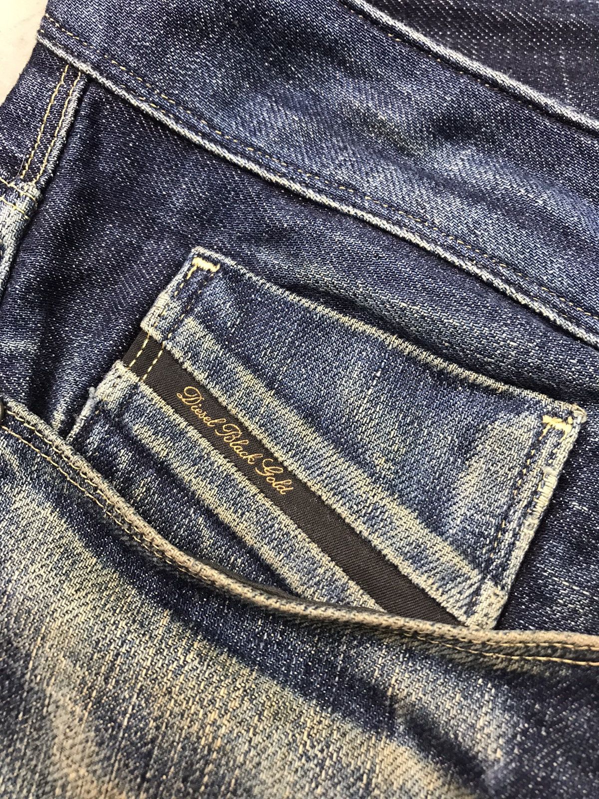 Diesel Black Gold DIESEL BLACK GOLD YELLOW LINE SELVEDGE ITALIAN MADE Size US 31 - 9 Thumbnail
