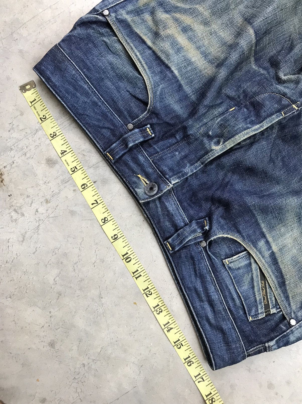 Diesel Black Gold DIESEL BLACK GOLD YELLOW LINE SELVEDGE ITALIAN MADE Size US 31 - 18 Thumbnail