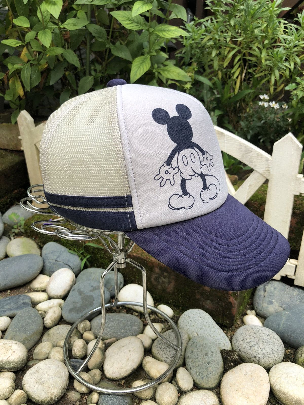 Disney 🔥🔥 Vintage Mickey Mouse x Disney Logo Mesh Trucker Cap Size ONE SIZE - 4 Thumbnail