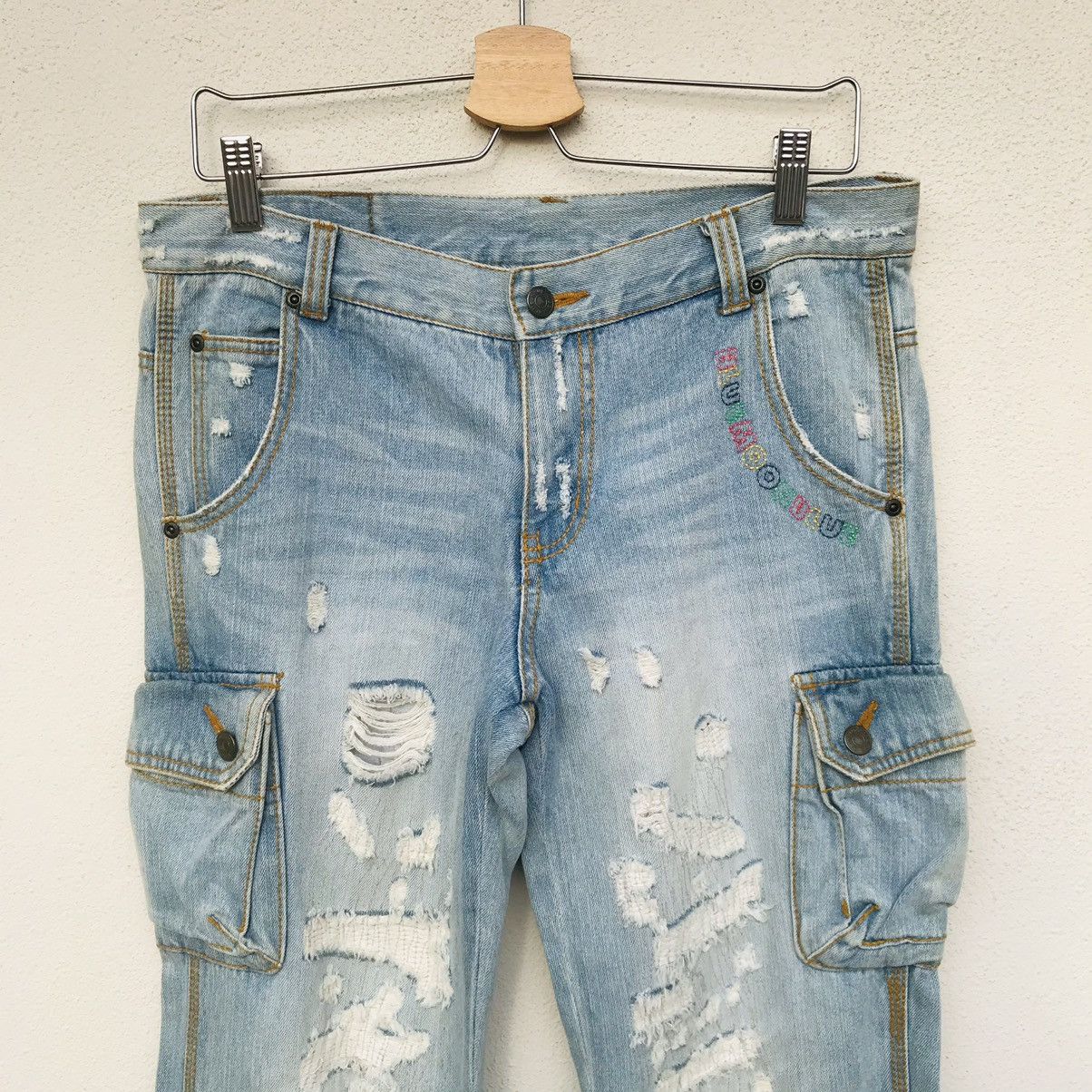 Japan Blue × Japanese Brand Blue Moon Blue multicolor embroidered distressed denim Size US 29 - 8 Thumbnail