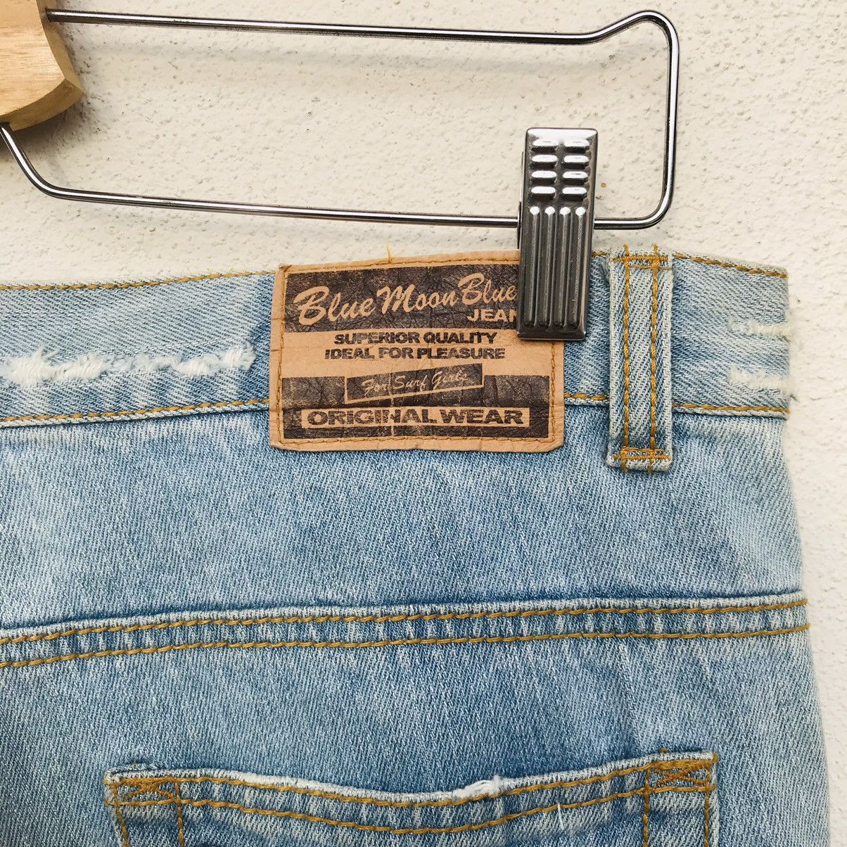 Japan Blue × Japanese Brand Blue Moon Blue multicolor embroidered distressed denim Size US 29 - 15 Thumbnail