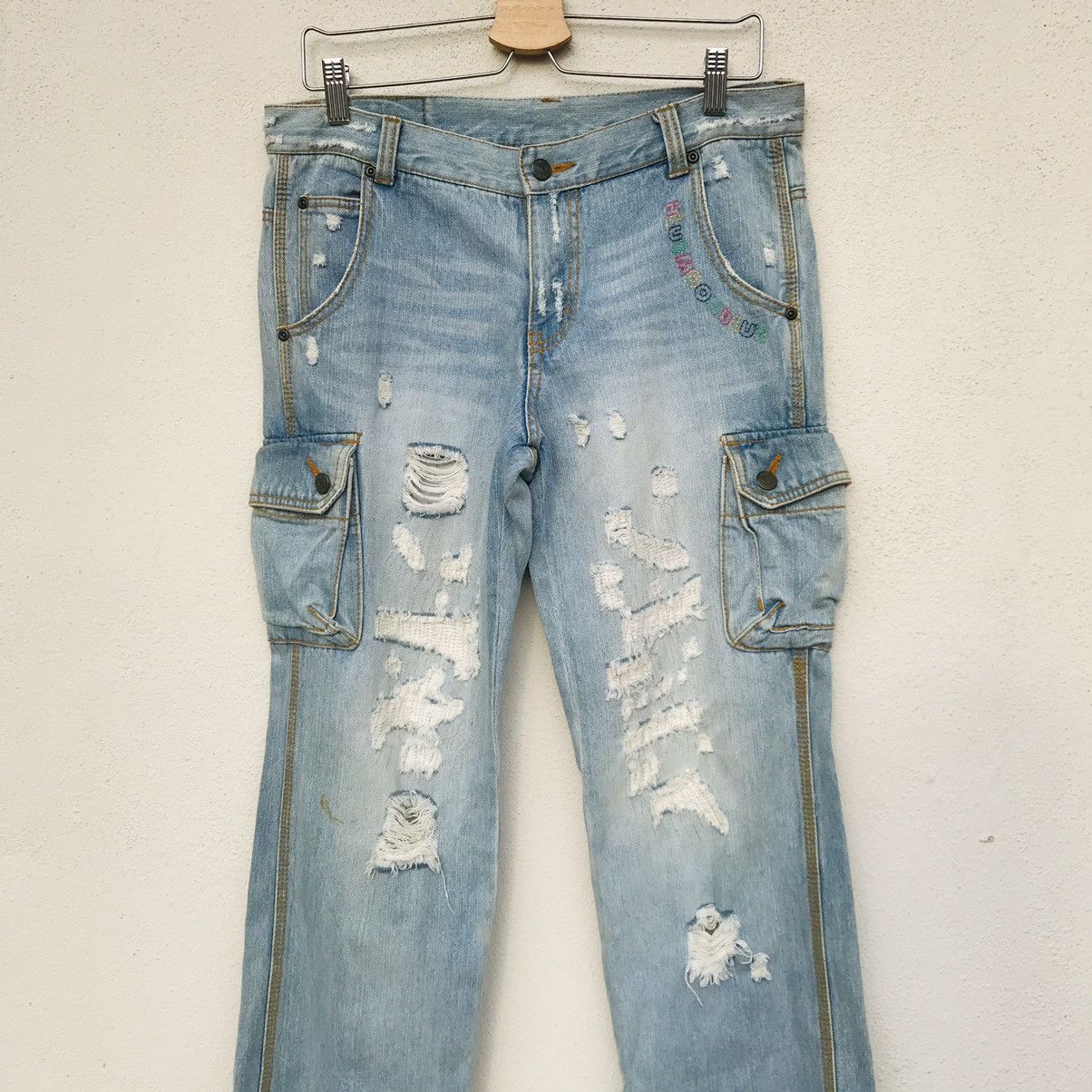 Japan Blue × Japanese Brand Blue Moon Blue multicolor embroidered distressed denim Size US 29 - 6 Thumbnail