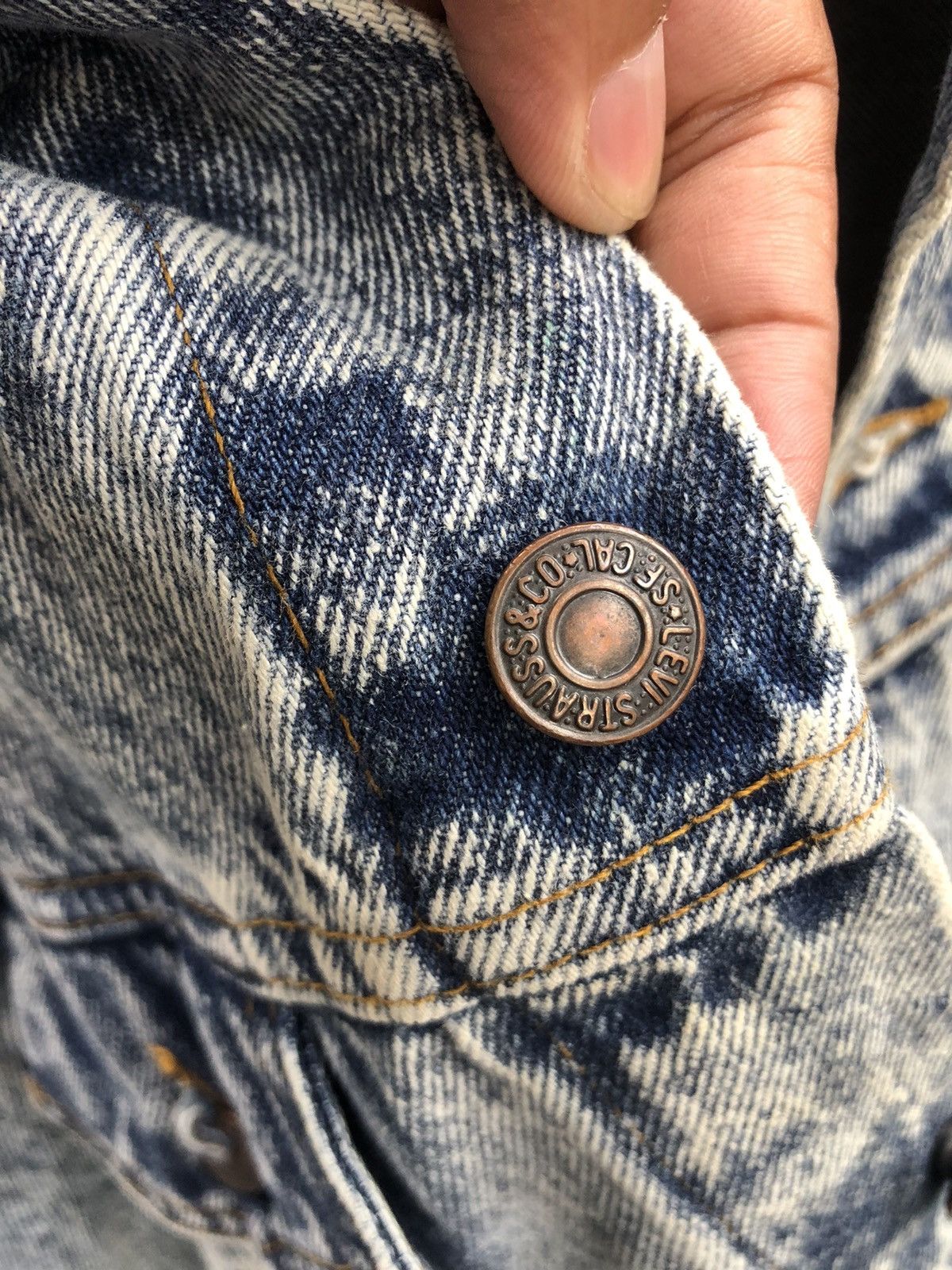 Levi's Vintage 80s Levi’s Acid Wash Denim Jacket Distressed 70507 Size US L / EU 52-54 / 3 - 22 Thumbnail