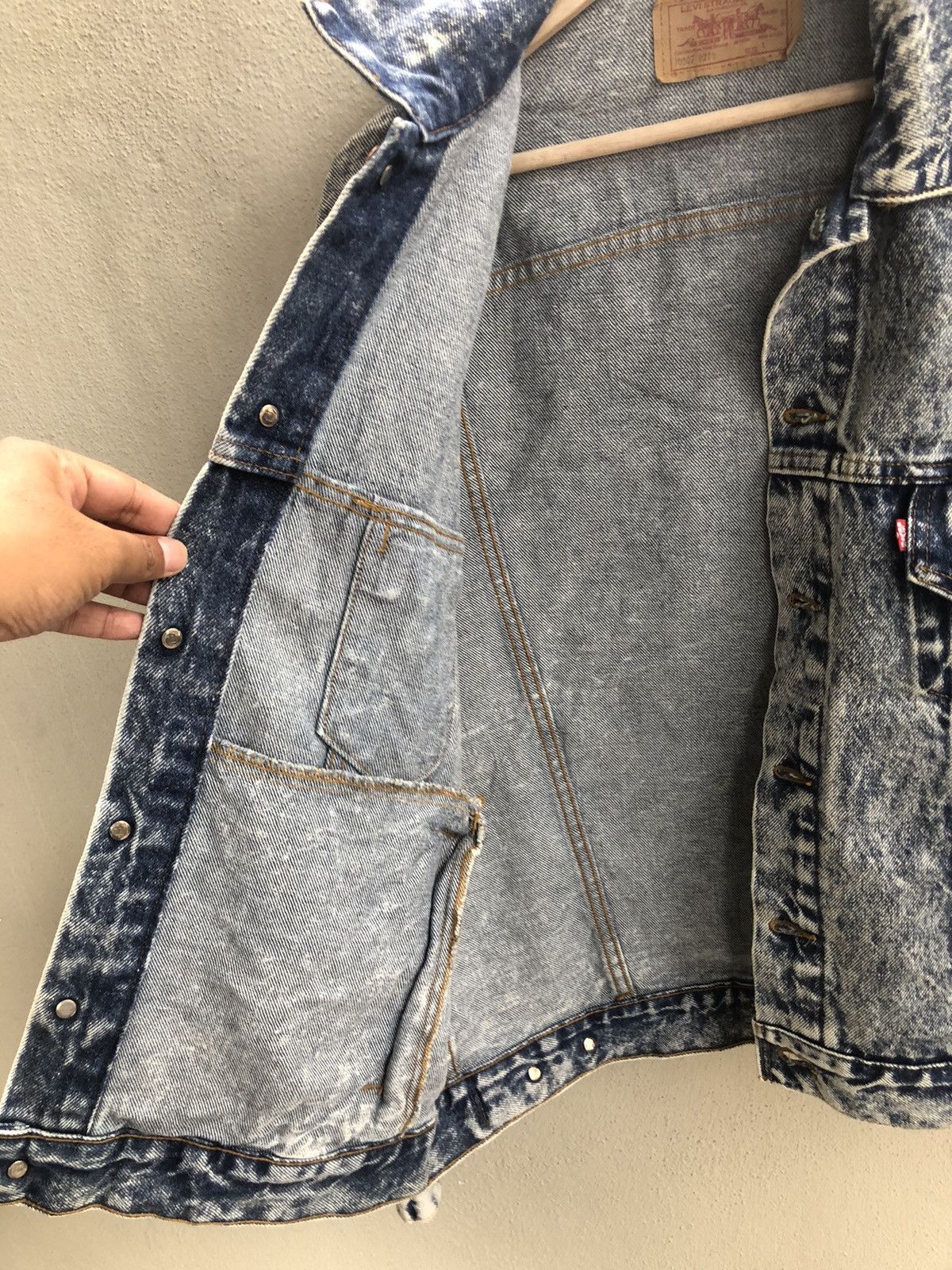 Levi's Vintage 80s Levi’s Acid Wash Denim Jacket Distressed 70507 Size US L / EU 52-54 / 3 - 7 Thumbnail