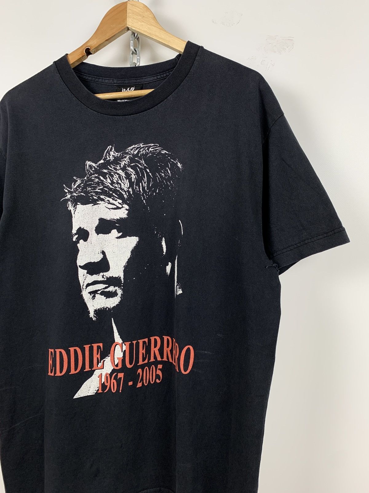 Vintage 2002 Vintage Eddie Guerrero WWE T-Shirt Size US L / EU 52-54 / 3 - 4 Thumbnail
