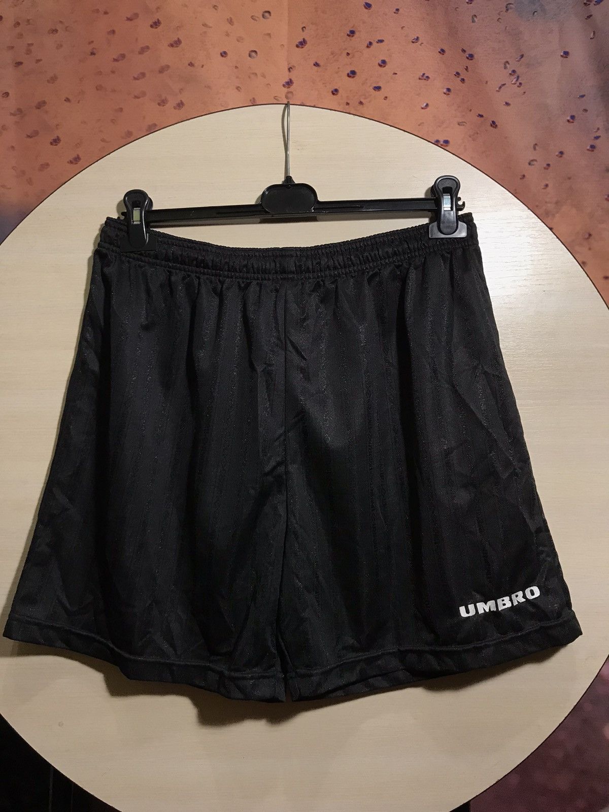 Umbro × Vintage Vintage Umbro 90s streetwear monogram shorts Size US 36 / EU 52 - 2 Thumbnail
