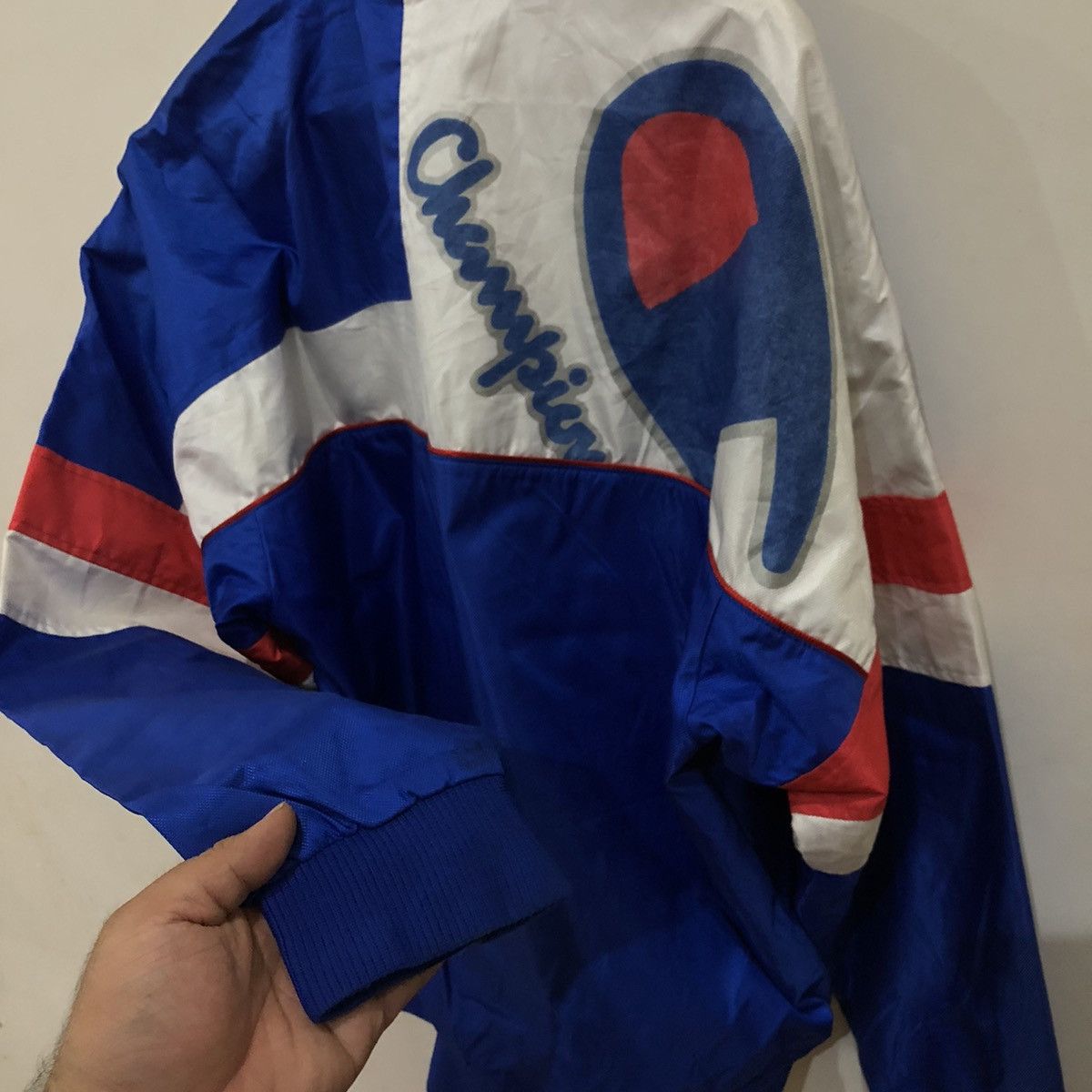 Champion Vintage Champion Hoodie Jacket Big Logo Size US M / EU 48-50 / 2 - 12 Thumbnail