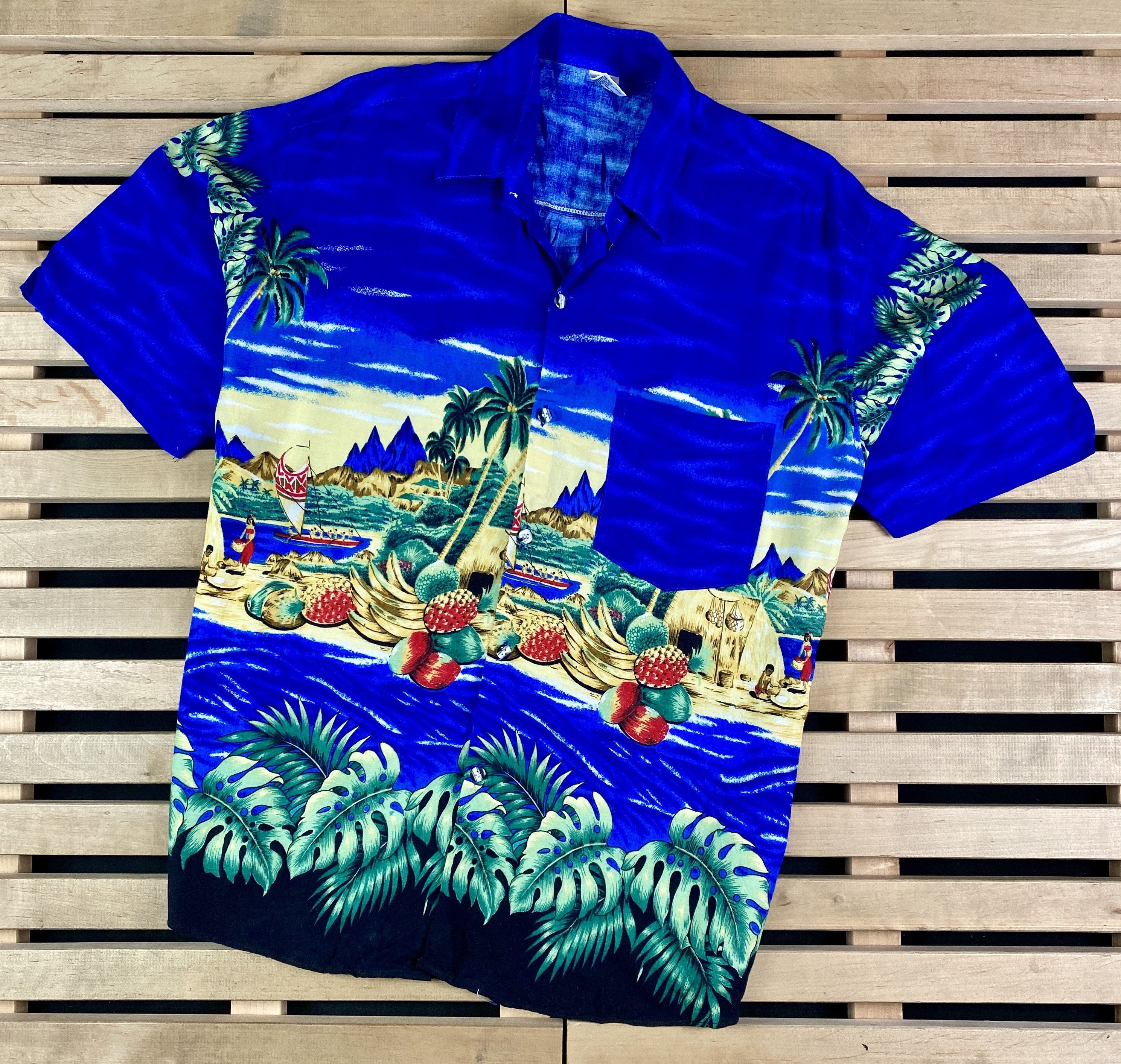 Vintage Mens Hawaiian Crazy Shirt Size XL Size US XL / EU 56 / 4 - 1 Thumbnail