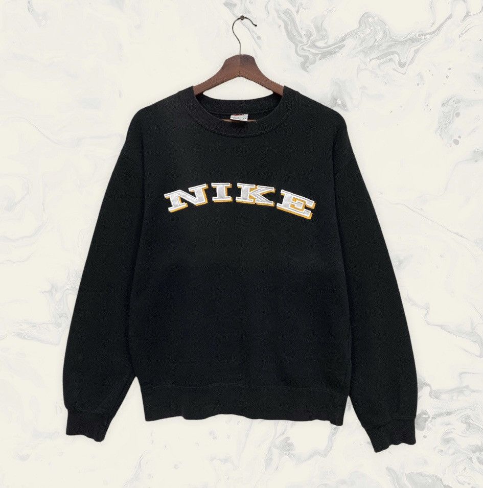 Nike Vintage 1990s Nike Block Embroidered Logo Size US M / EU 48-50 / 2 - 1 Thumbnail