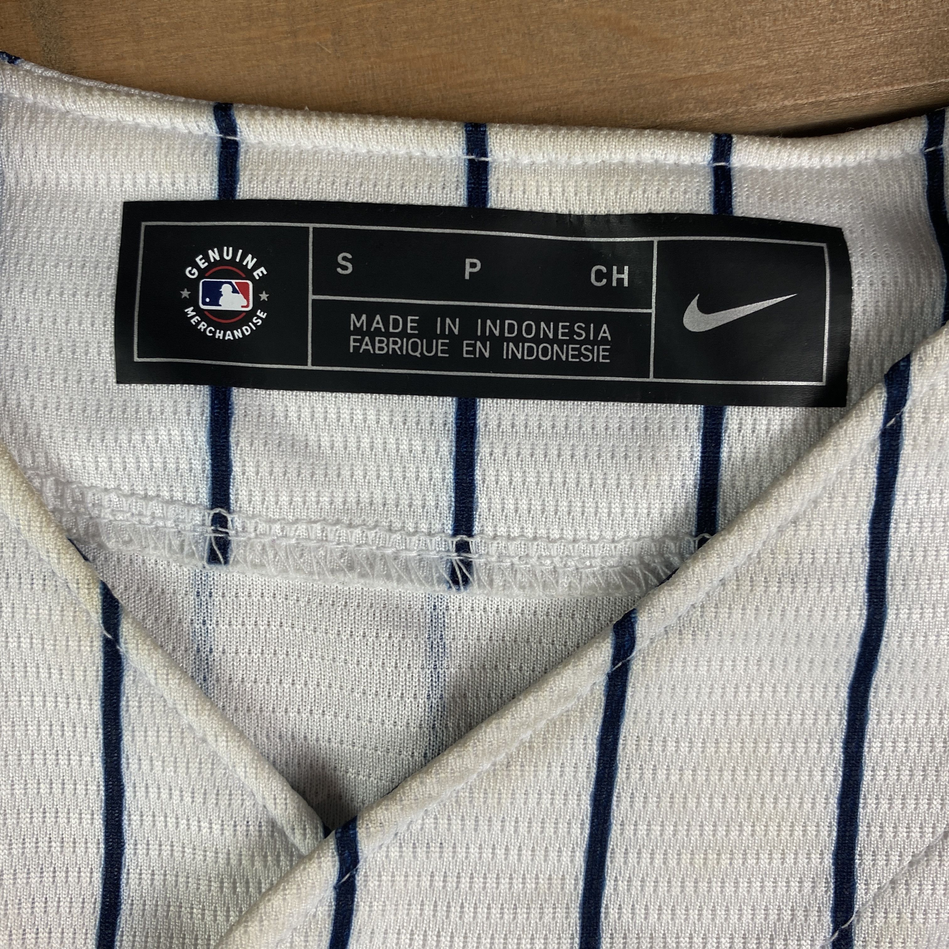 NBA Men’s Shirt Short Sleeve Nike New York Yankees Size S Size US S / EU 44-46 / 1 - 10 Thumbnail
