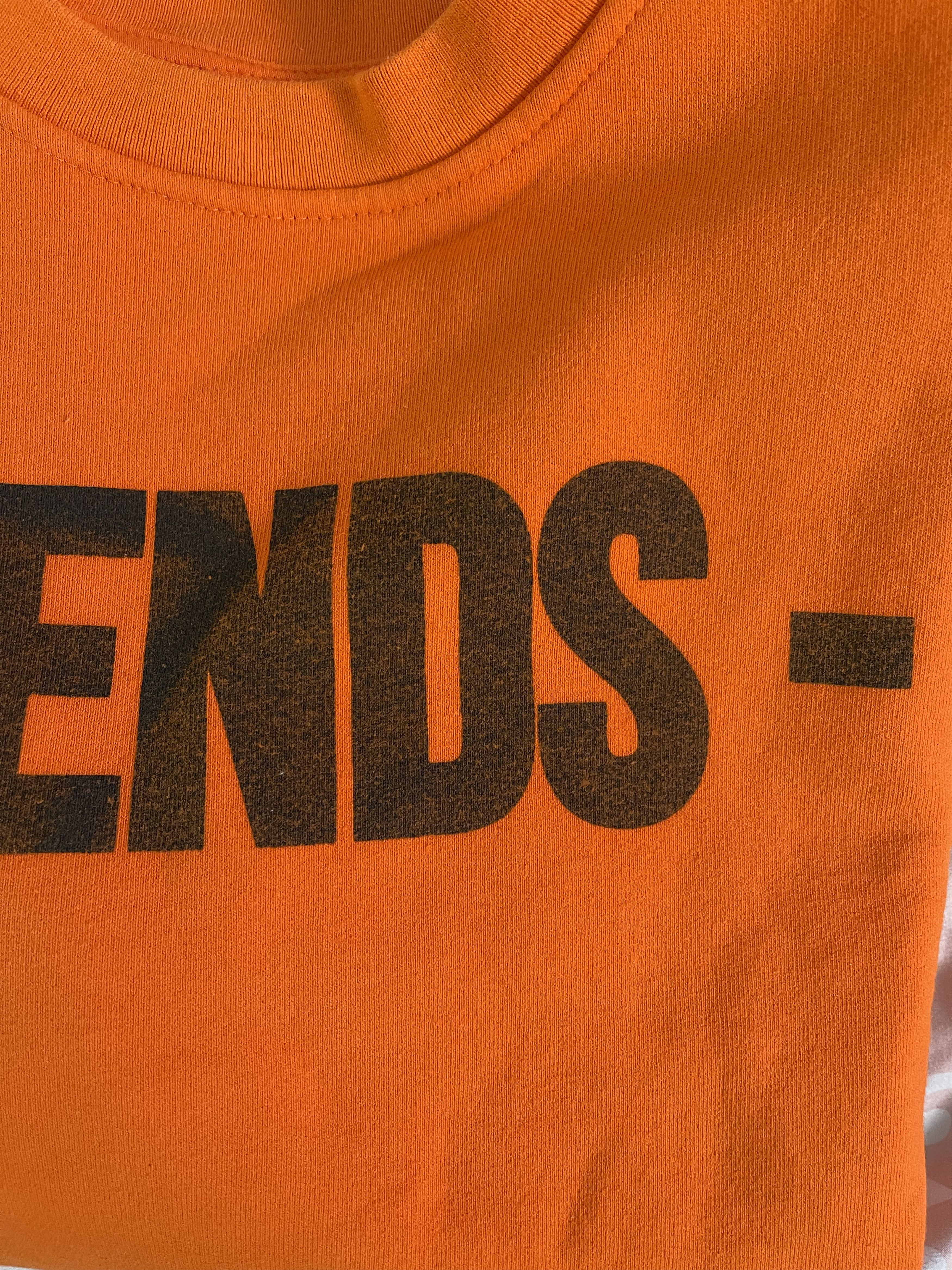 Vlone Vlone FRIENDS Orange Crew Size US M / EU 48-50 / 2 - 3 Thumbnail