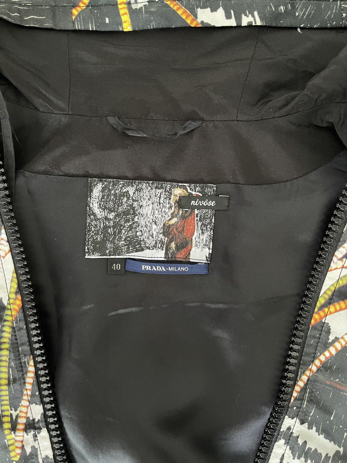 Prada AW16 Christophe Chemin Printed Silk-faille Hooded Jacket Size US M / EU 48-50 / 2 - 8 Thumbnail