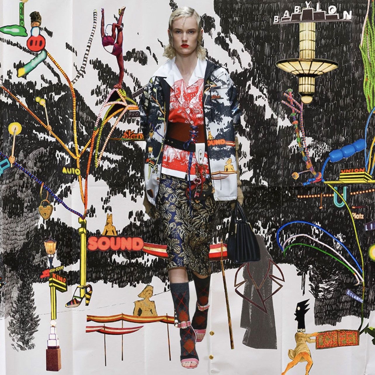 Prada AW16 Christophe Chemin Printed Silk-faille Hooded Jacket Size US M / EU 48-50 / 2 - 13 Thumbnail