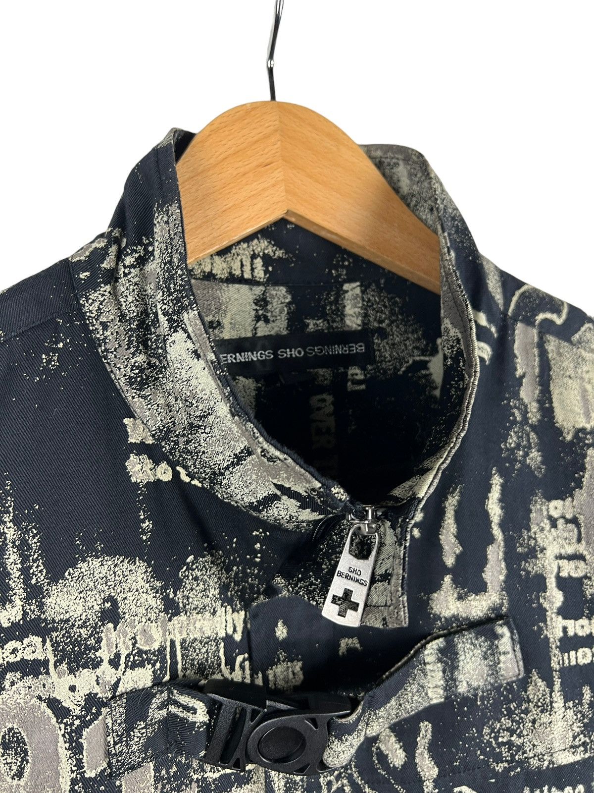 BERNINGS SHO Bernings Sho Graffiti Printed Buckle Jacket Size US L / EU 52-54 / 3 - 5 Thumbnail