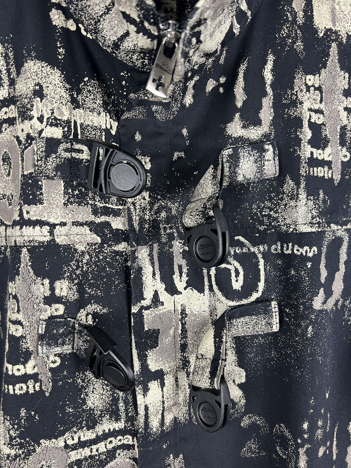 BERNINGS SHO Bernings Sho Graffiti Printed Buckle Jacket Size US L / EU 52-54 / 3 - 16 Thumbnail