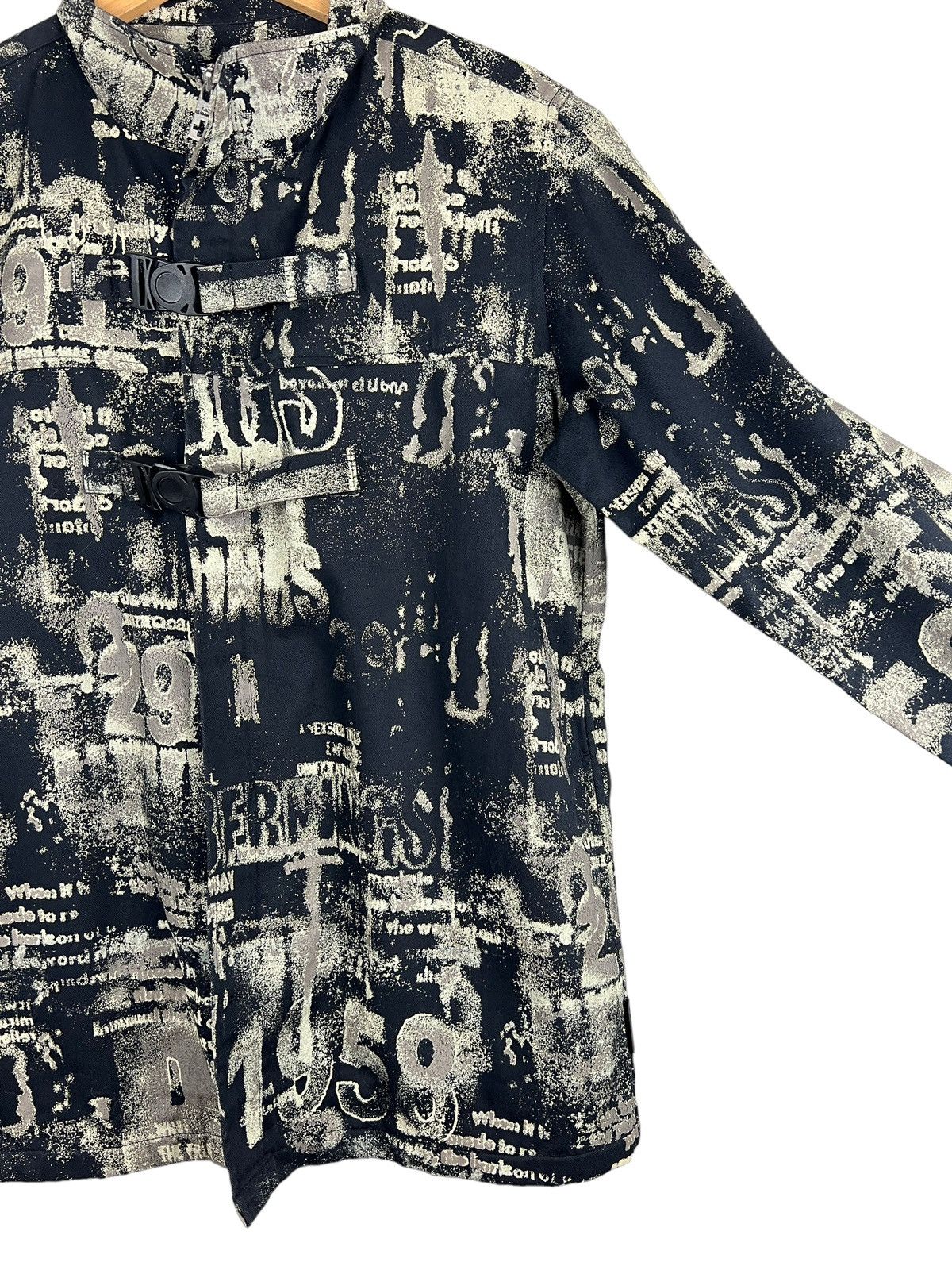 BERNINGS SHO Bernings Sho Graffiti Printed Buckle Jacket Size US L / EU 52-54 / 3 - 11 Thumbnail
