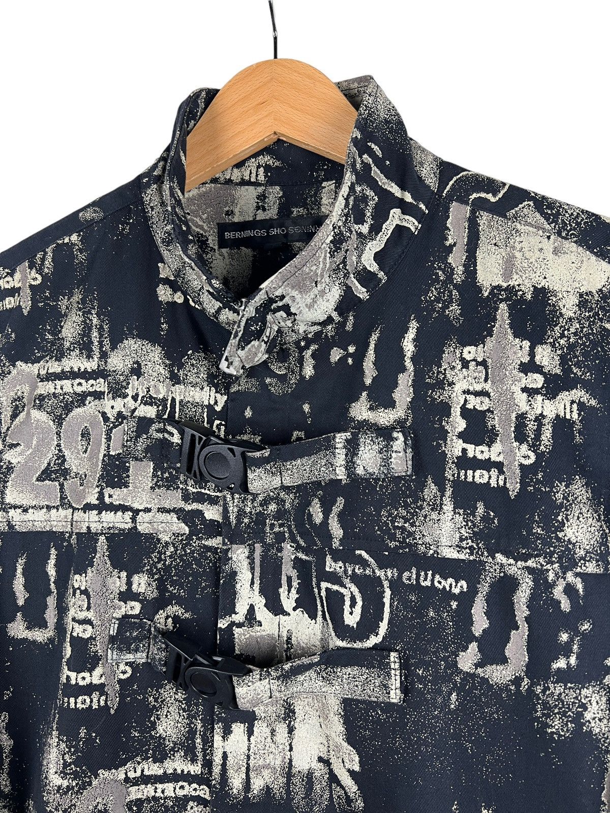 BERNINGS SHO Bernings Sho Graffiti Printed Buckle Jacket Size US L / EU 52-54 / 3 - 4 Thumbnail