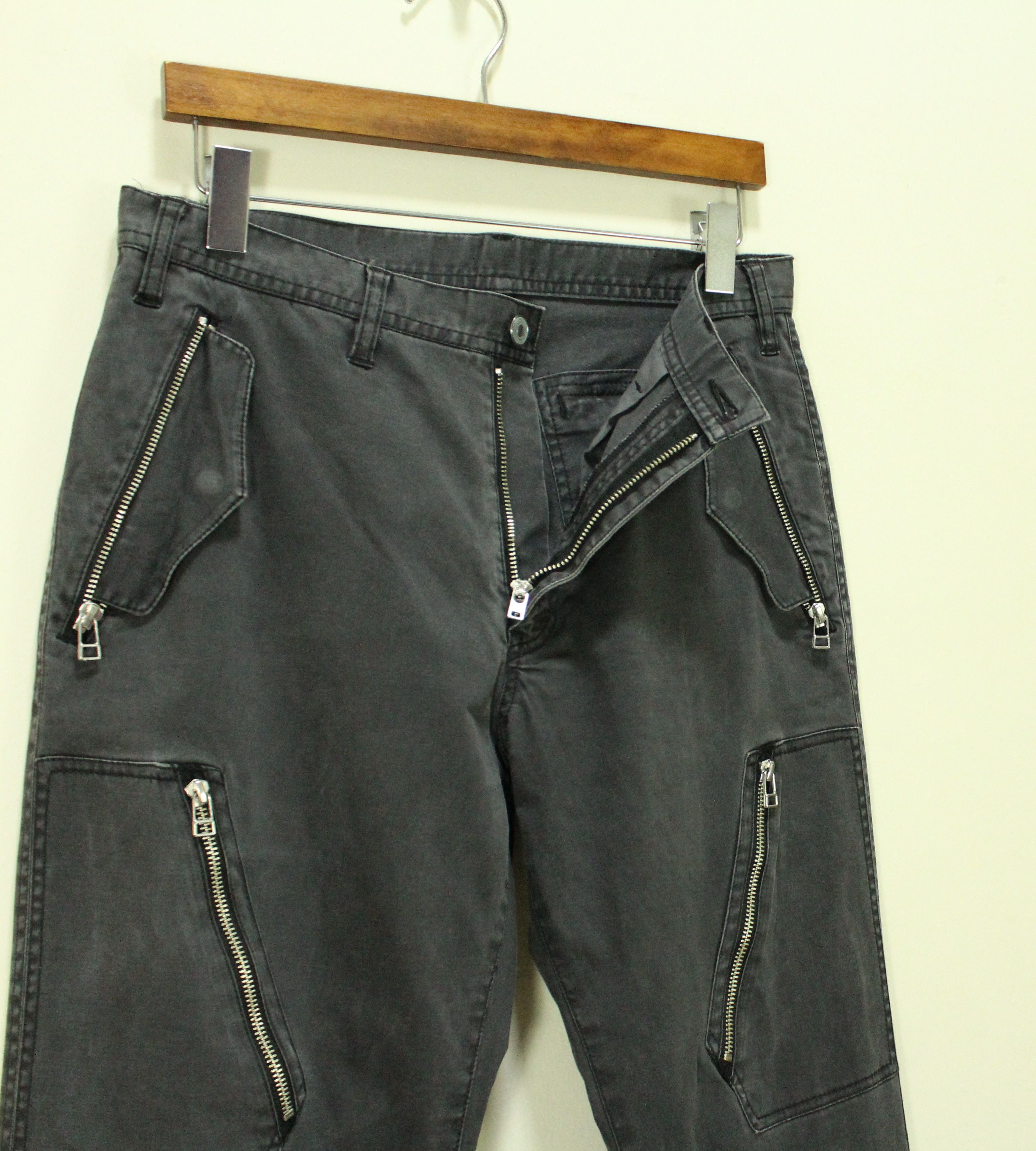 Japanese Brand GGPX Pants Multi Zipper Cargo Stretchy Faded Grunge Raver Size US 30 / EU 46 - 17 Thumbnail