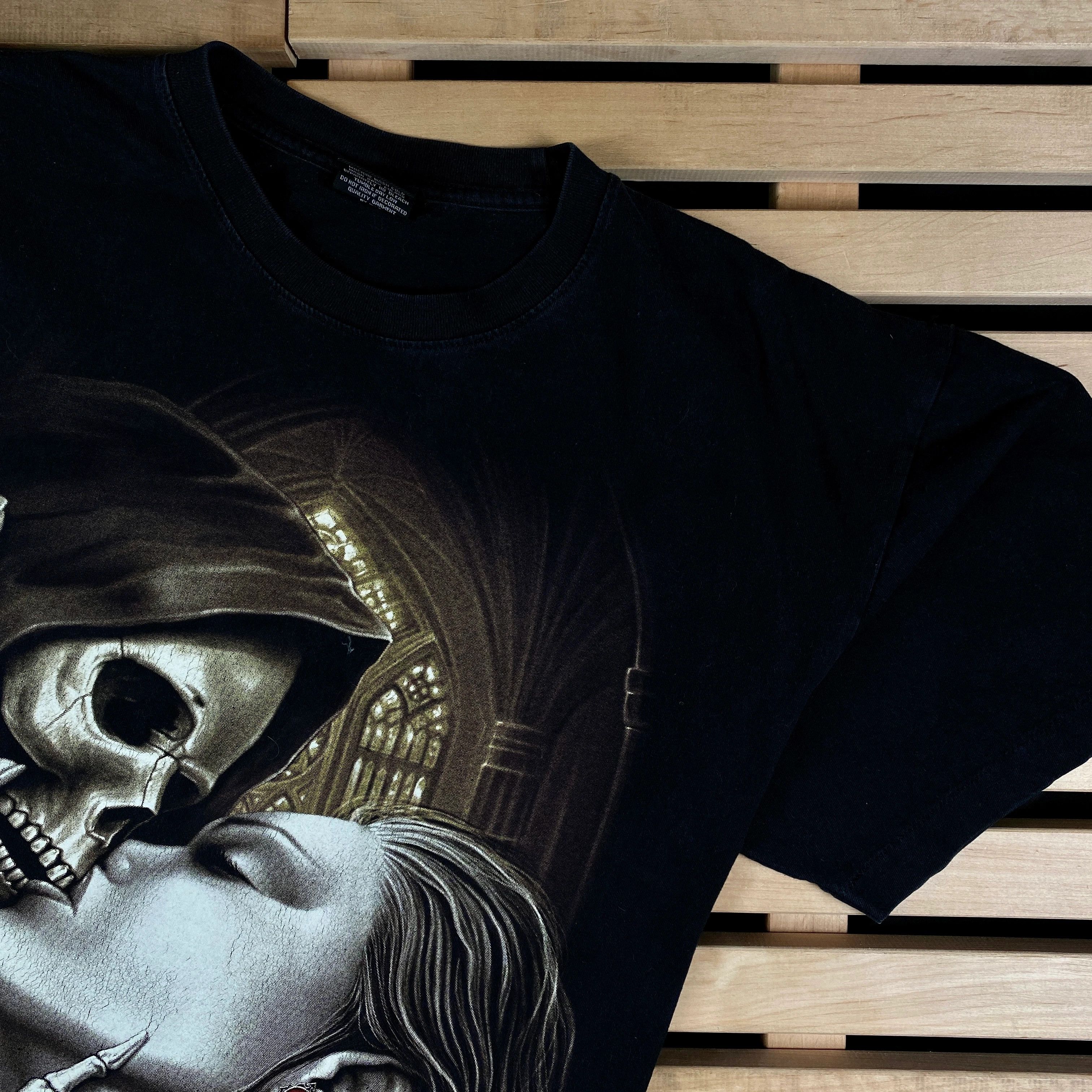Band Tees × Vintage Mens Vintage T Shirt Wild Skulls Kiss Size XL Size US XL / EU 56 / 4 - 2 Thumbnail