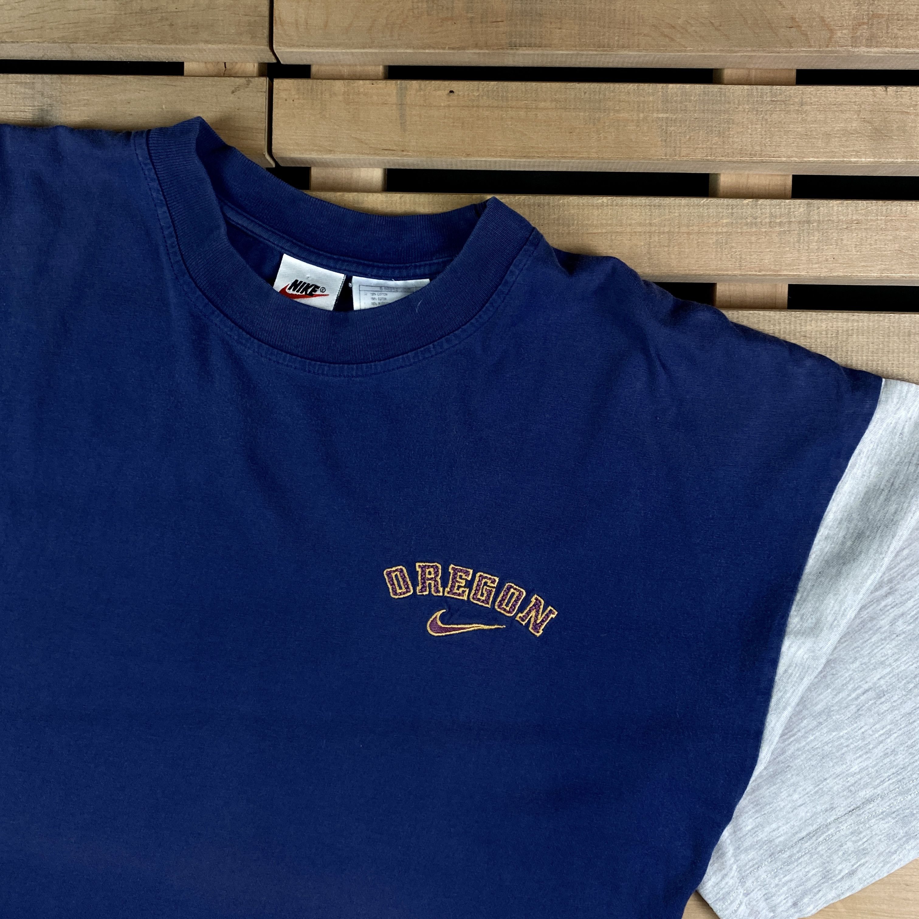 Nike × Vintage Men’s T Shirt Jersey Nike Oregon Vintage Size XL Size US XL / EU 56 / 4 - 2 Thumbnail
