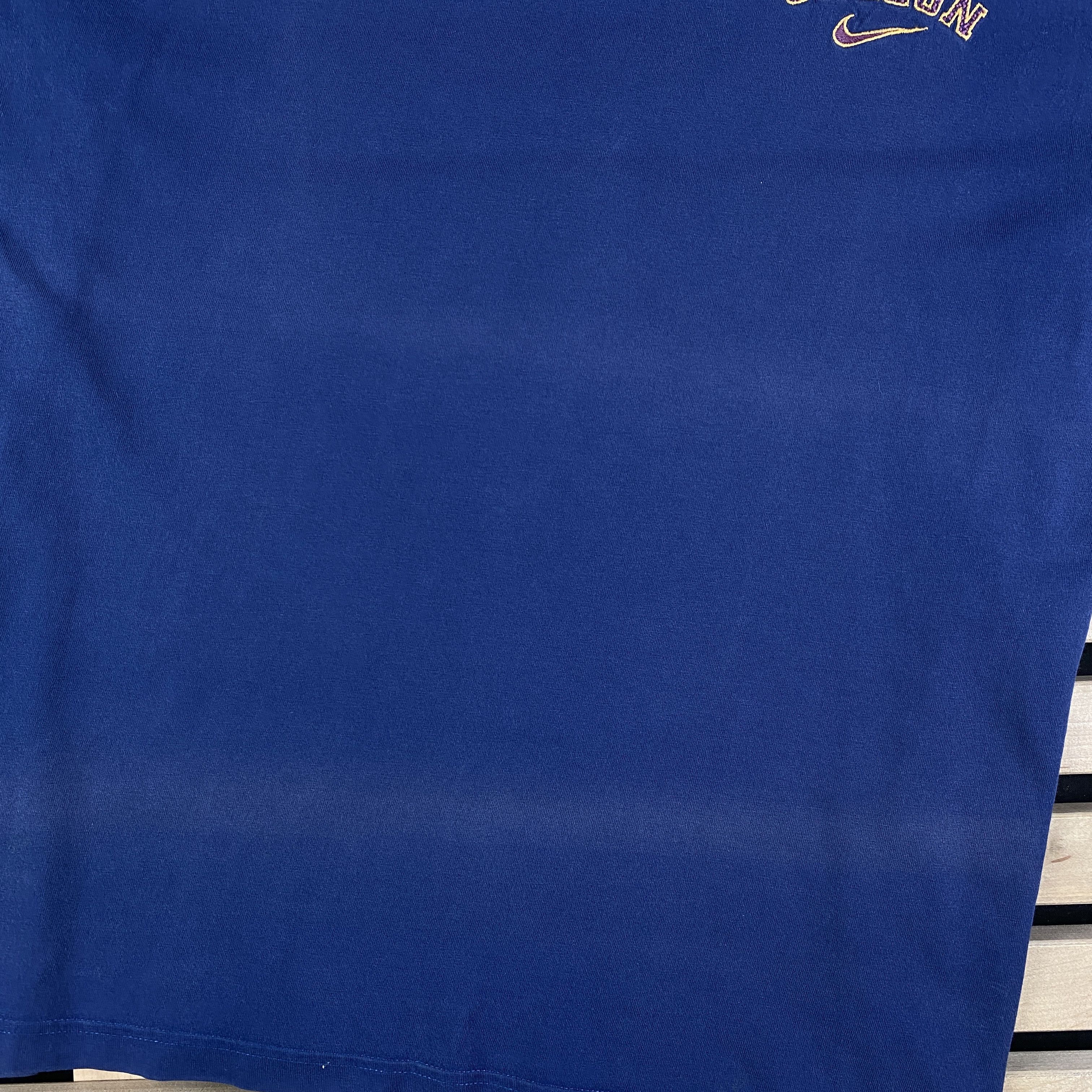 Nike × Vintage Men’s T Shirt Jersey Nike Oregon Vintage Size XL Size US XL / EU 56 / 4 - 4 Thumbnail