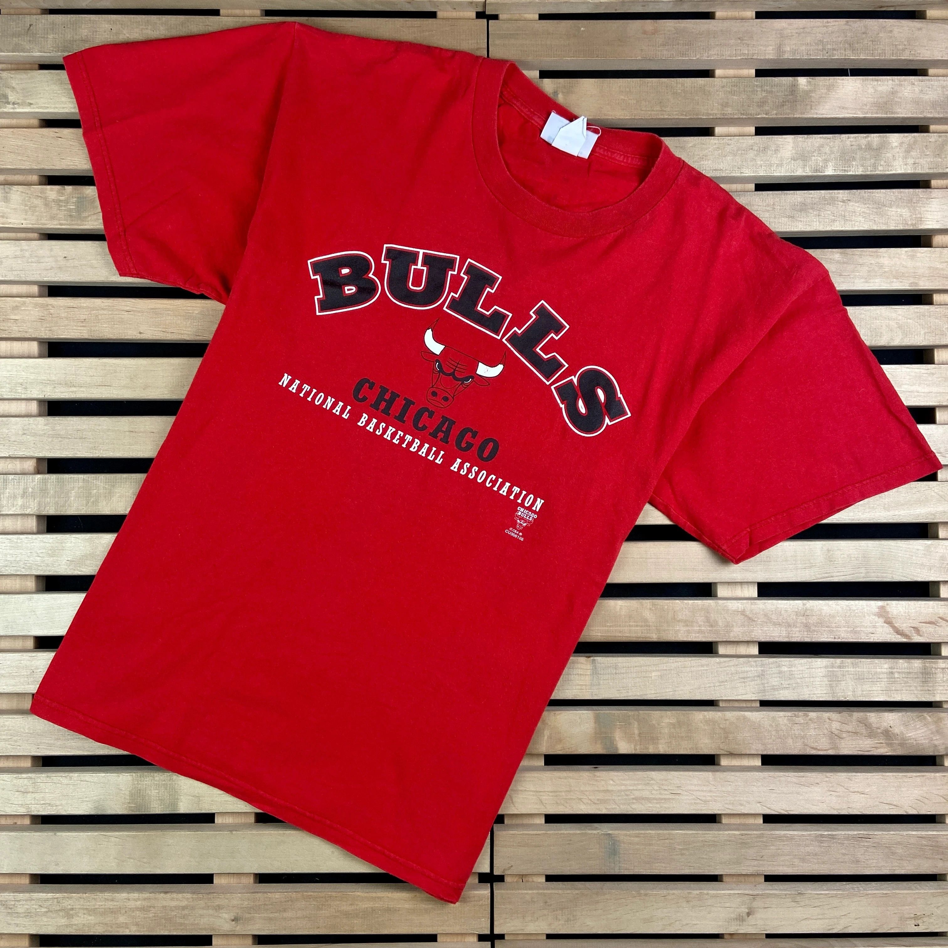 NBA Mens Vintage T Shirt Chicago Bulls Size XL Size US XL / EU 56 / 4 - 1 Thumbnail