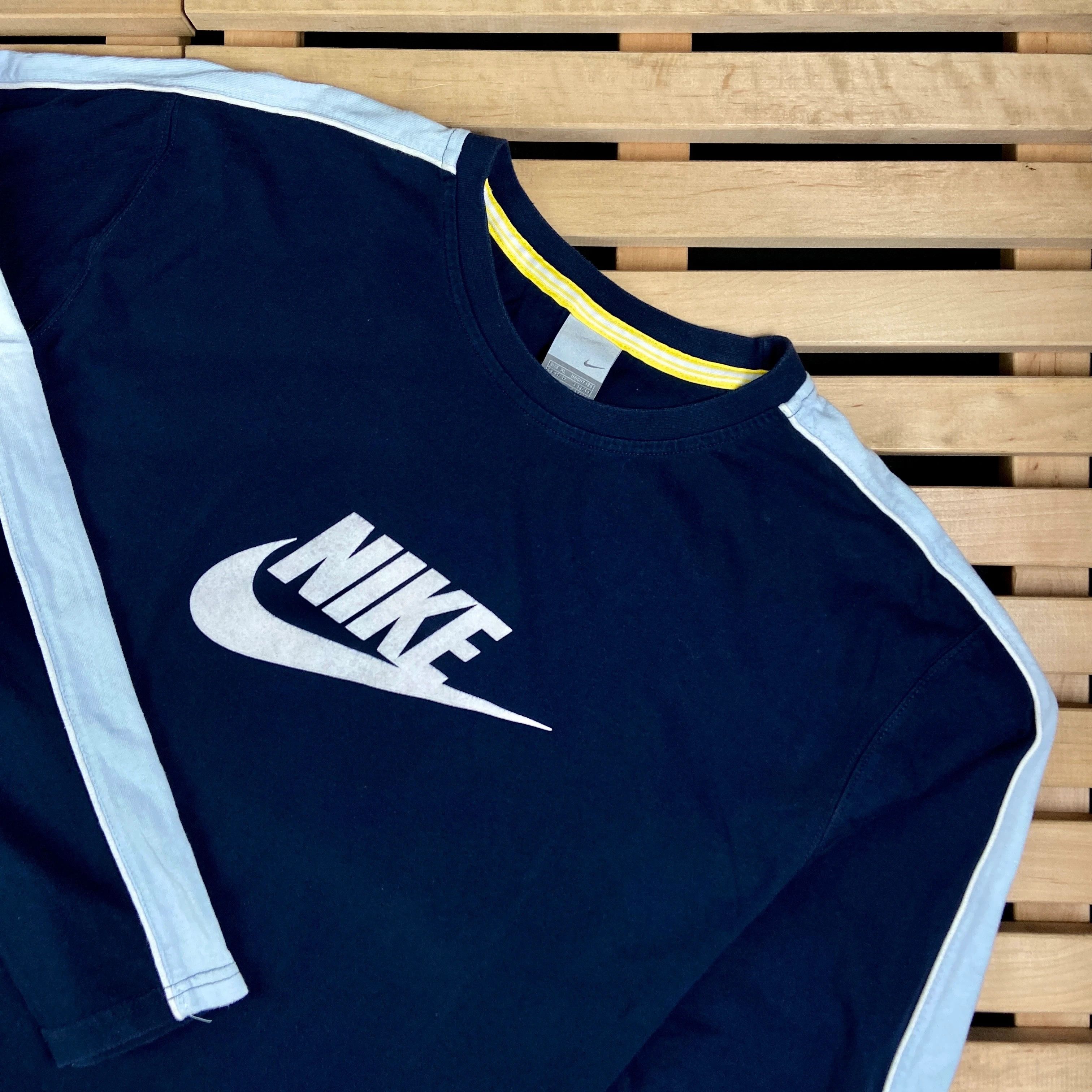 Nike × Vintage Mens T Shirt Long Sleeve Nike Vintage Big Logo Size XL Size US XL / EU 56 / 4 - 2 Thumbnail