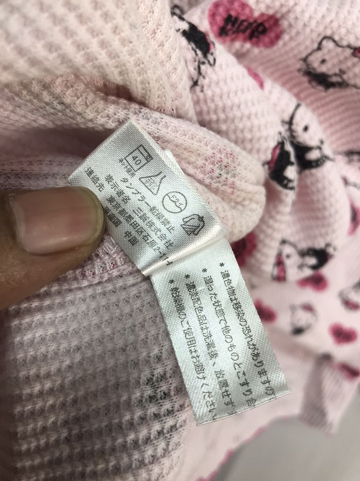 Japanese Brand × Vintage Vintage Hello kitty fullprint shirt Size M / US 6-8 / IT 42-44 - 5 Thumbnail