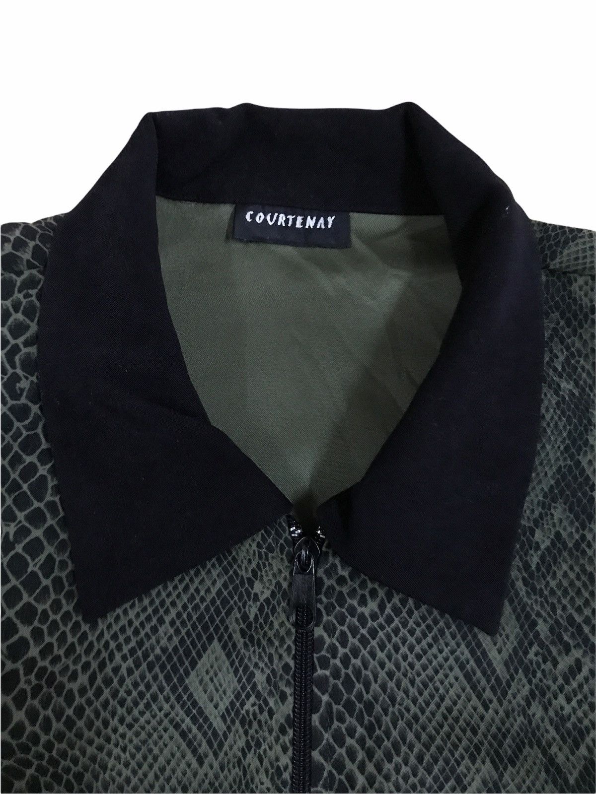 Japanese Brand Japanese Brand Courtenay Snake Print Zipper Jacket Size US S / EU 44-46 / 1 - 5 Thumbnail